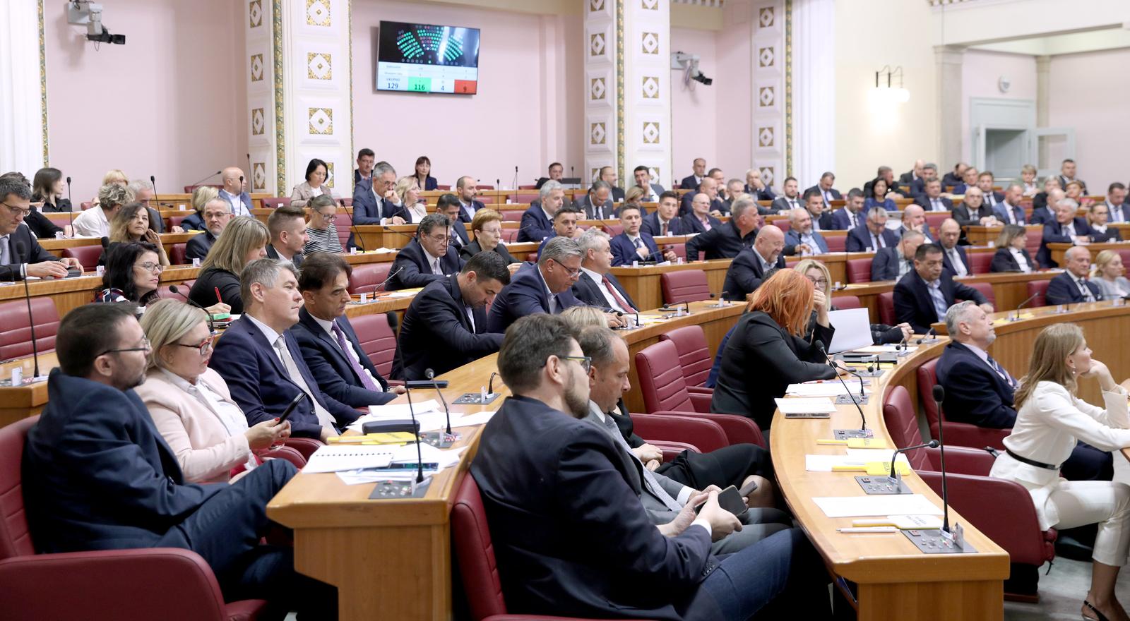 Zagreb: Sabor glasovao o raspravljenim tockama dnevnog reda