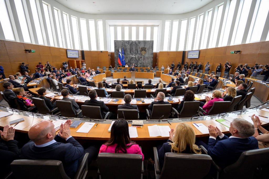 Slovenija, parlament