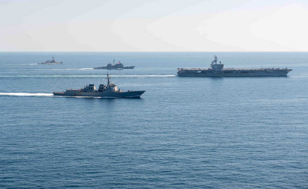 nosač aviona, vojne vježbe