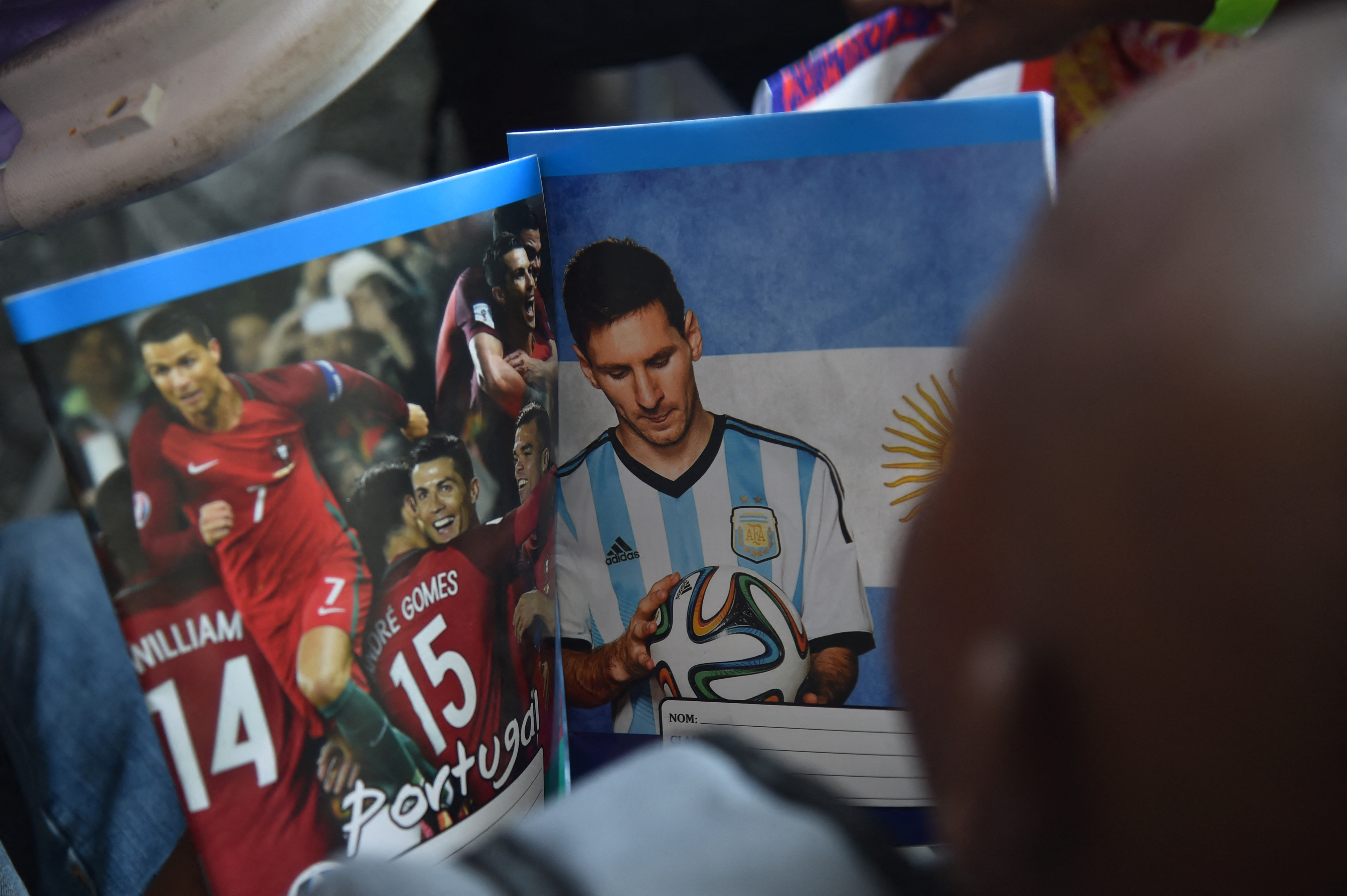 cristiano ronaldo, leo messi,