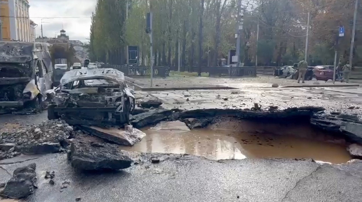 Aftermath of Russian Missile Strike on Kyiv, Ukraine - 10 Oct 2022