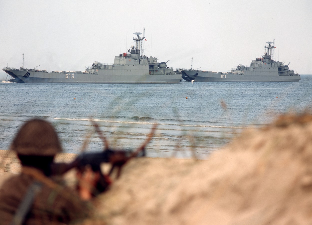 GDR- Brothers in Arms 80 military exercise