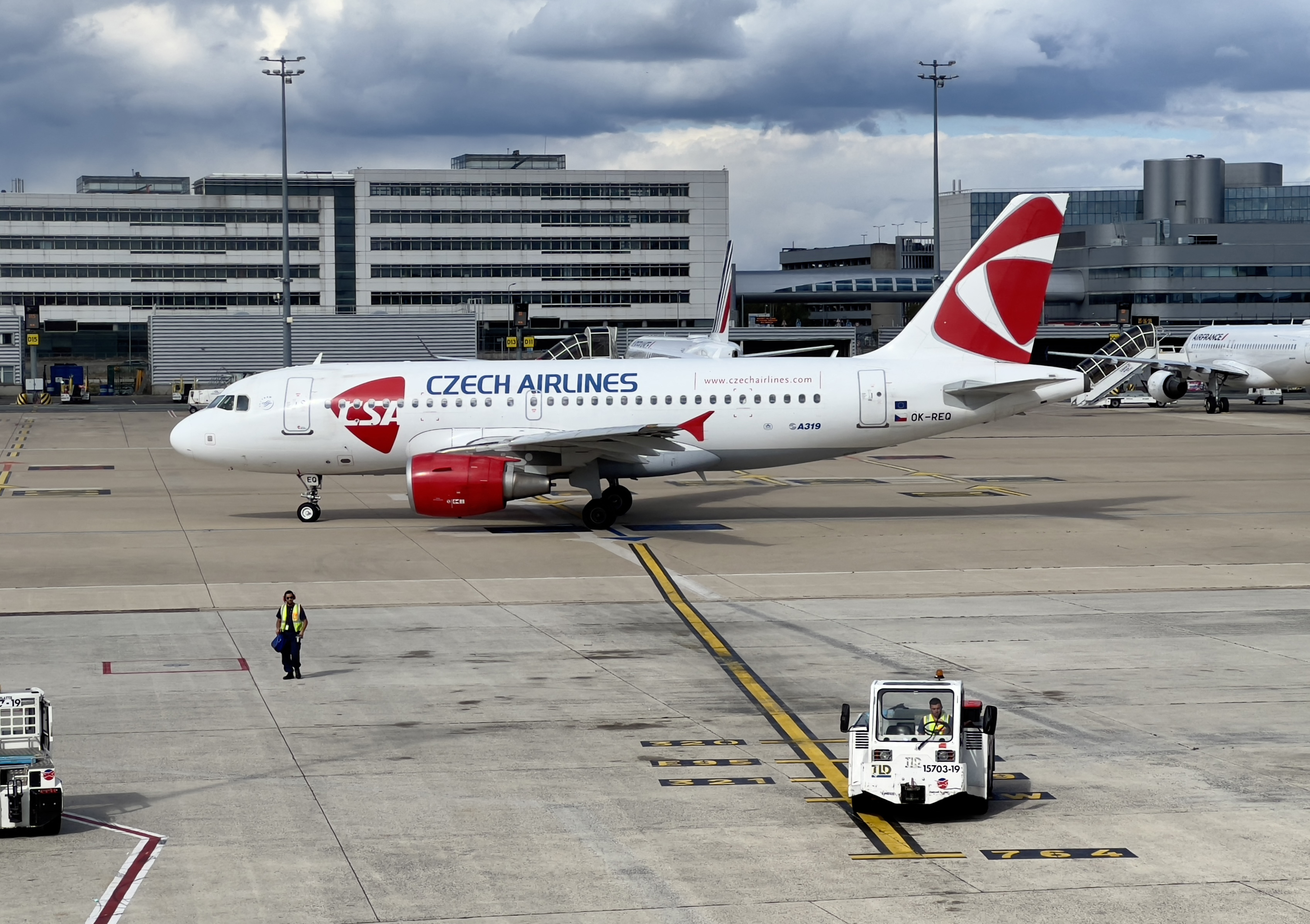 FRANCE-AVIATION-TRANSPORT-TRAVEL