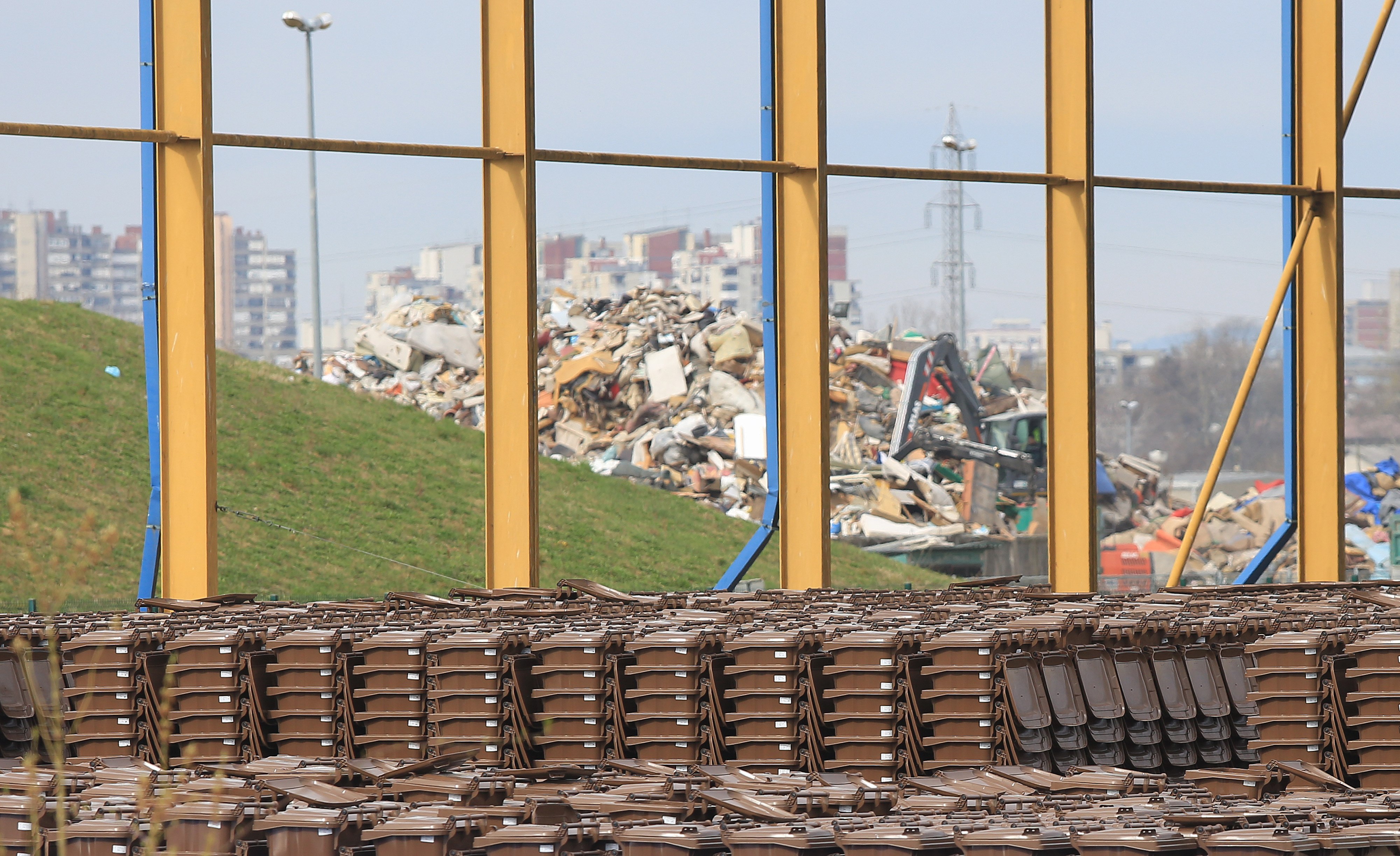 Zagreb: Renato Petek održao konferenciju za medije o odvozu biootpada i kompostani Prudinec