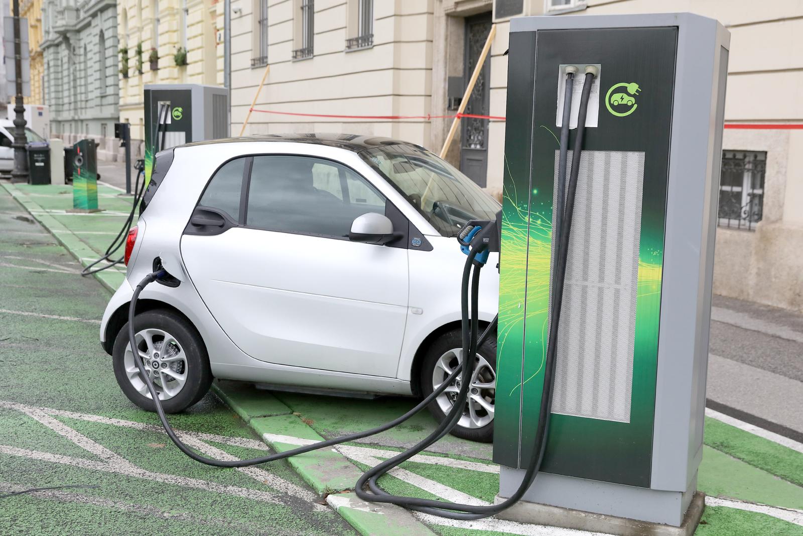 Ilustracija za punjenje električnog automobila