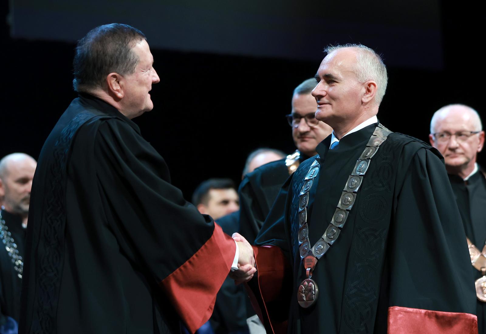 Zagreb: Svečana inauguracija rektora Sveučilišta u Zagrebu Stjepana Lakušića