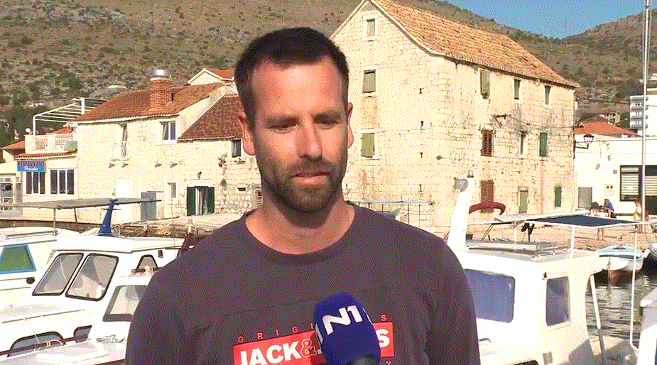 Seget Donji Zulimovo uhićenje proslavilo kolonom vozila i bakljadom