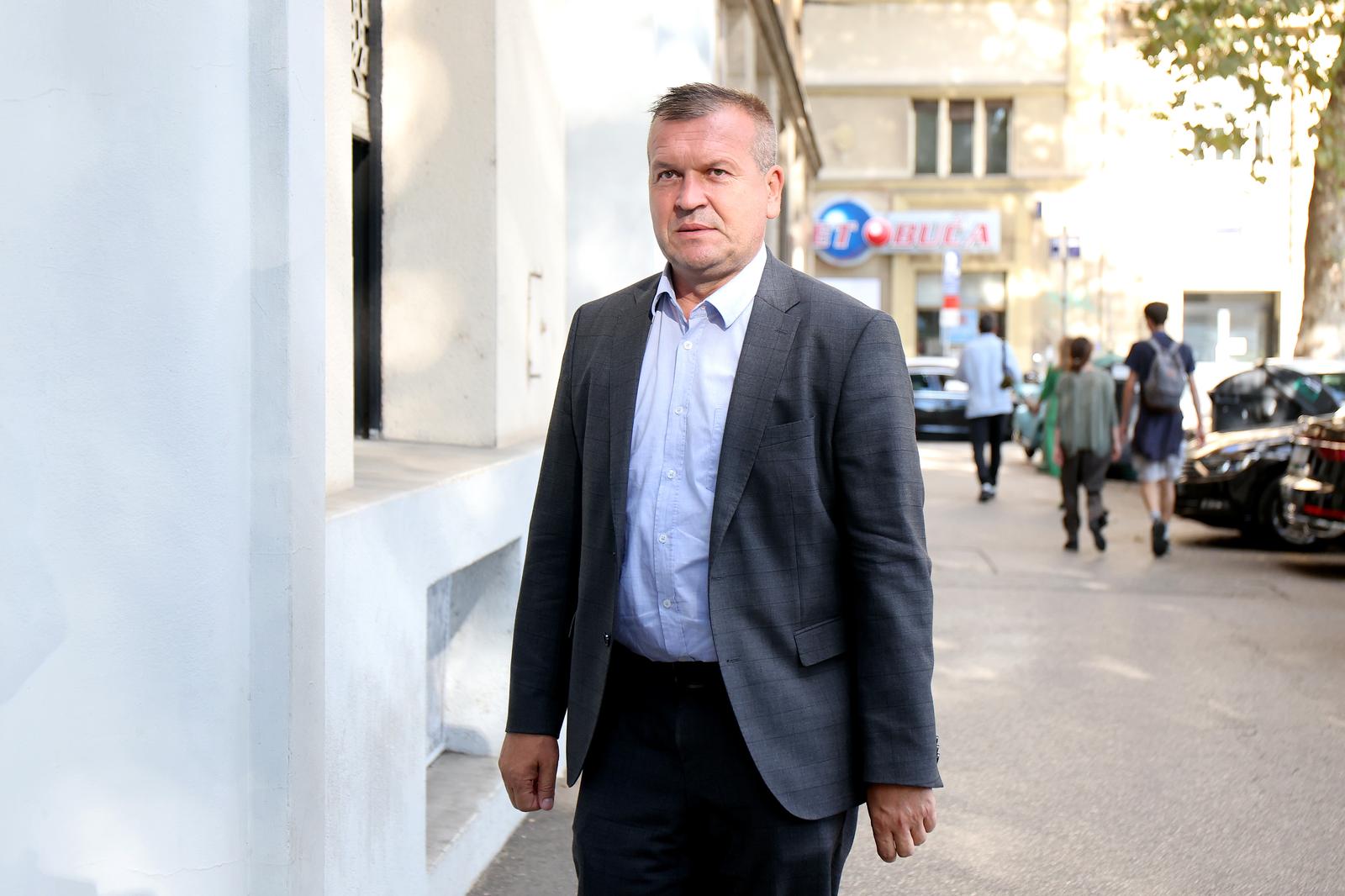 Zagreb: Dolazak na sjednicu Predsjedništva HDZ-a