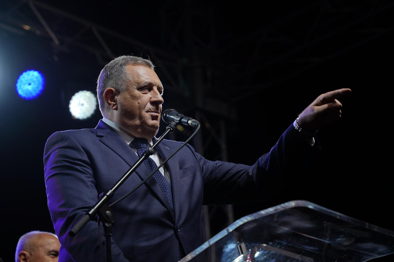 Banja Luka: Skup podrške Miloradu Dodiku pod nazivom "Otadžbina zove"