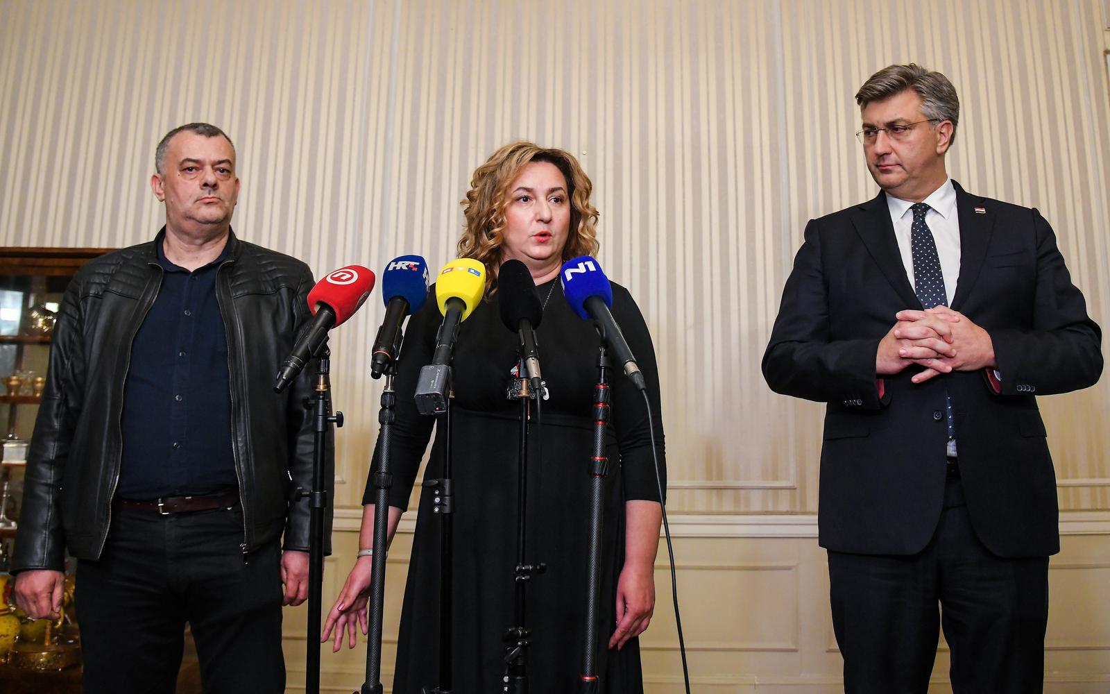 Sindikati i Vlada postigli dogovor, ide povećanje plaća, božićnice i regres