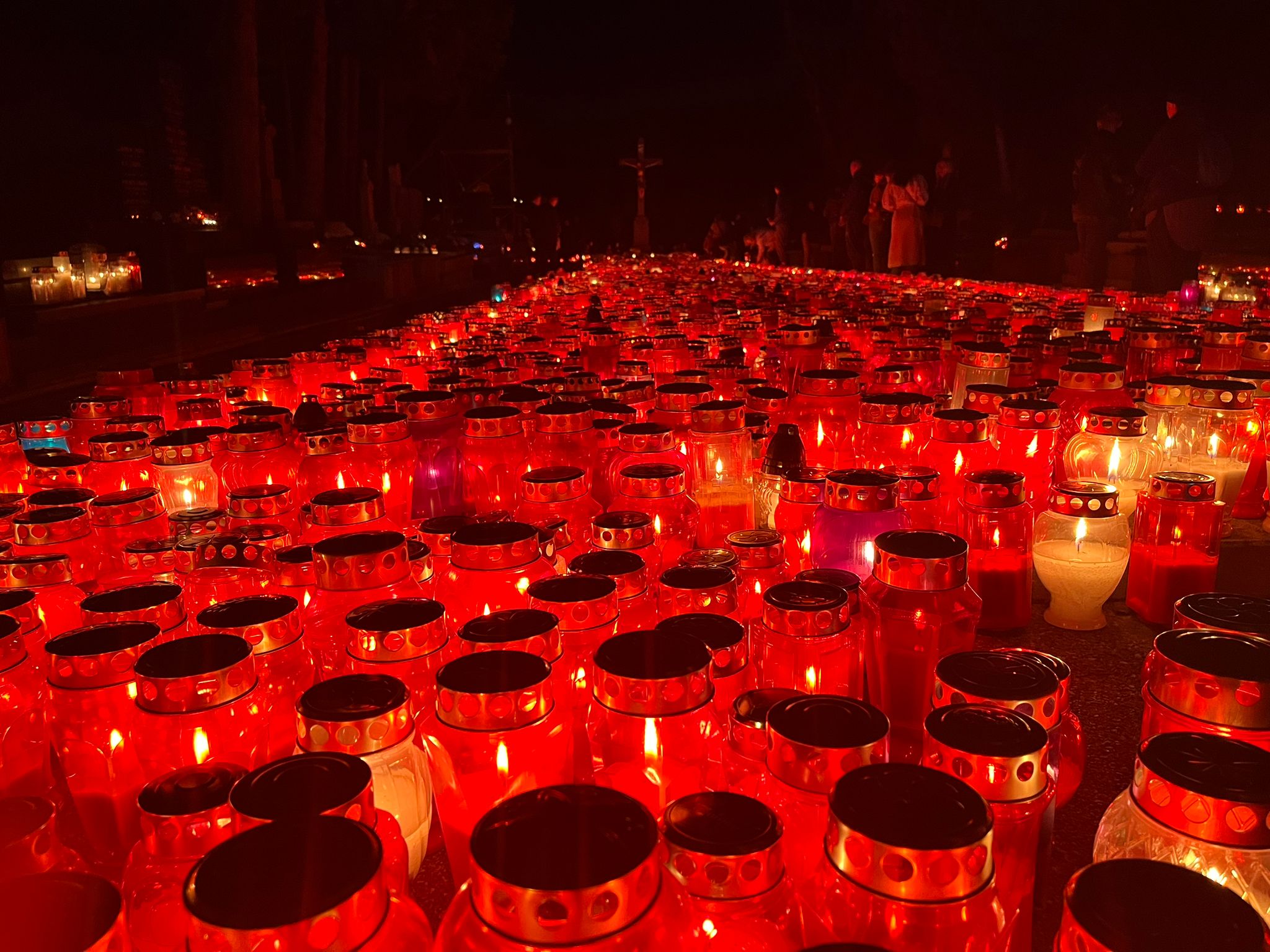 mirogoj, groblje, lampaši, svi sveti