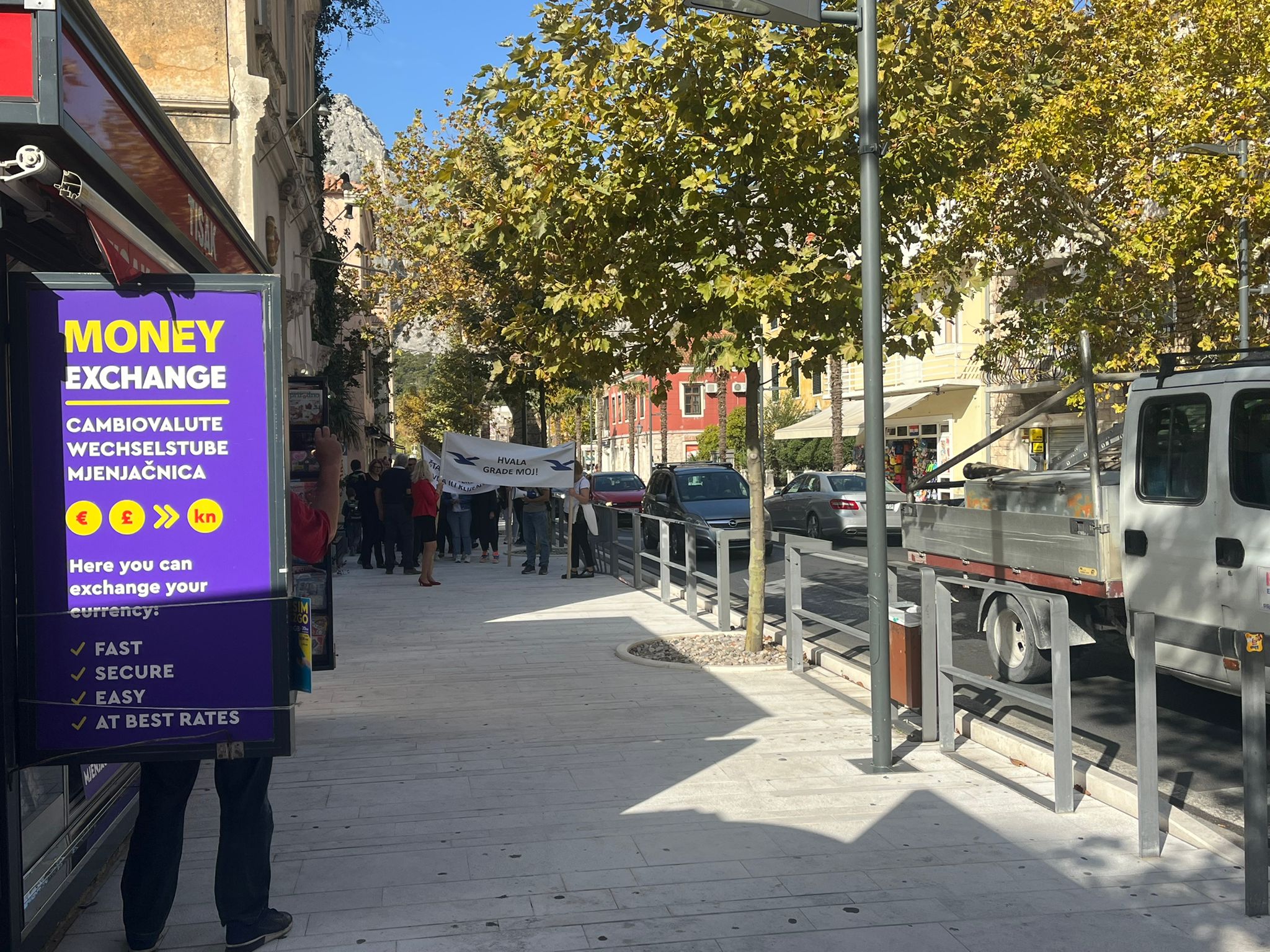 prosvjed, omiš, galeb