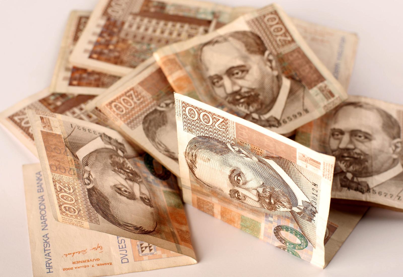 Nov?anice od dvijesto kuna