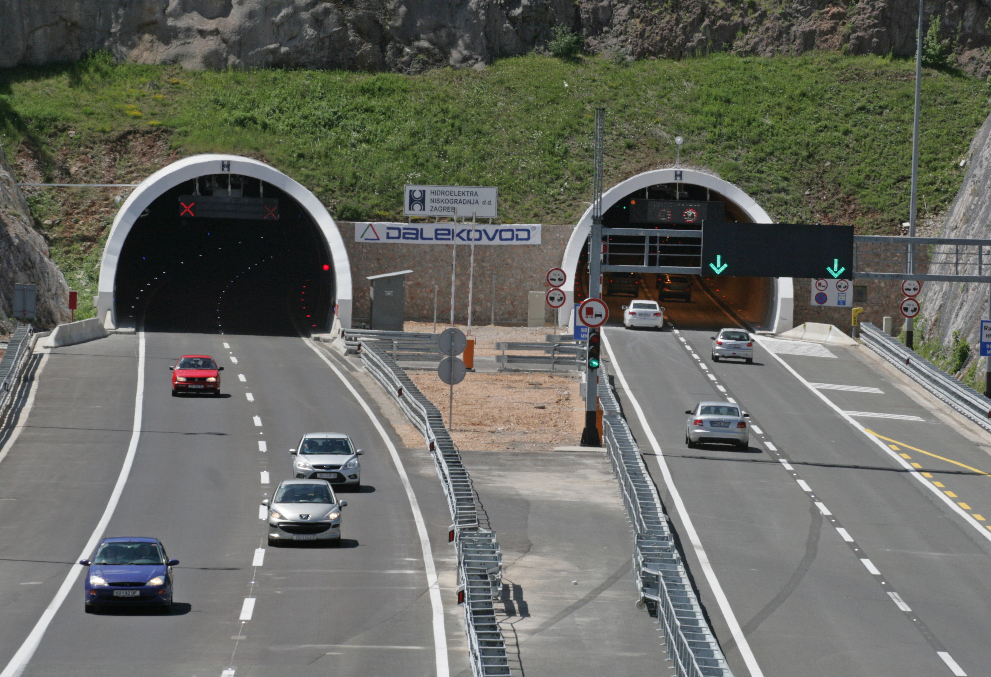Sveti Rok: Boidar Kalmeta otvorio obje cijevi Svetog Roka i Male Kapele