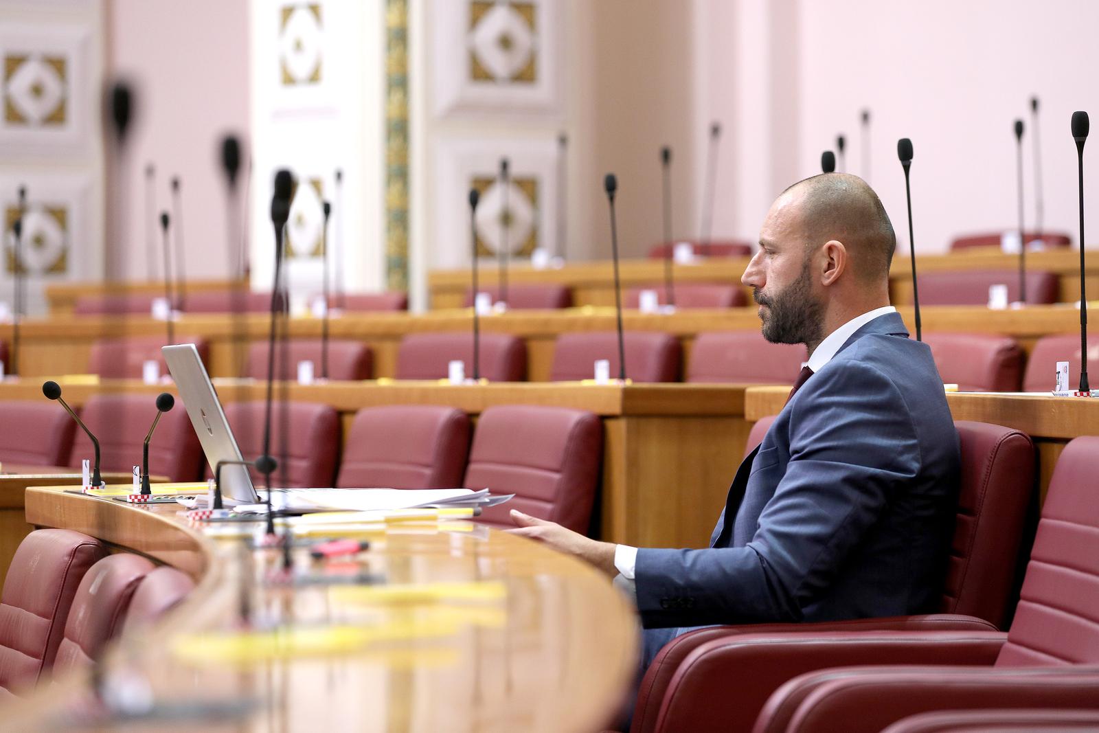 Zagreb: Sabor nastavio 12. sjednicu