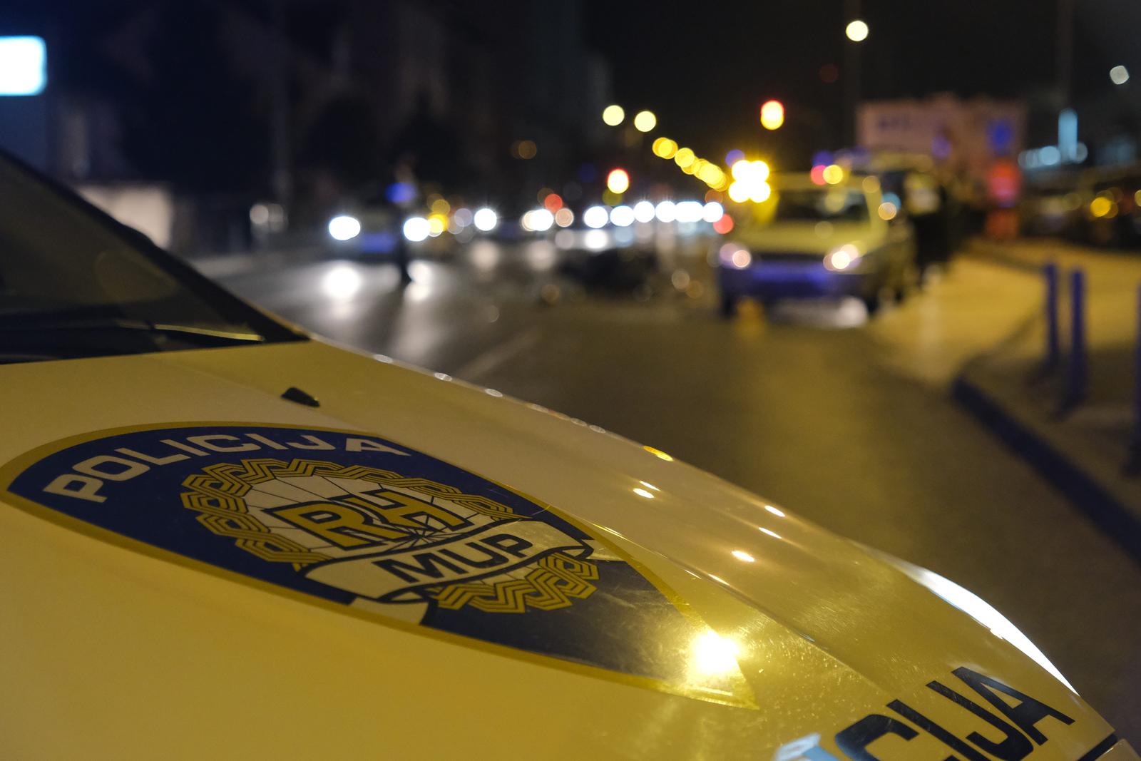 policija, policijski auto