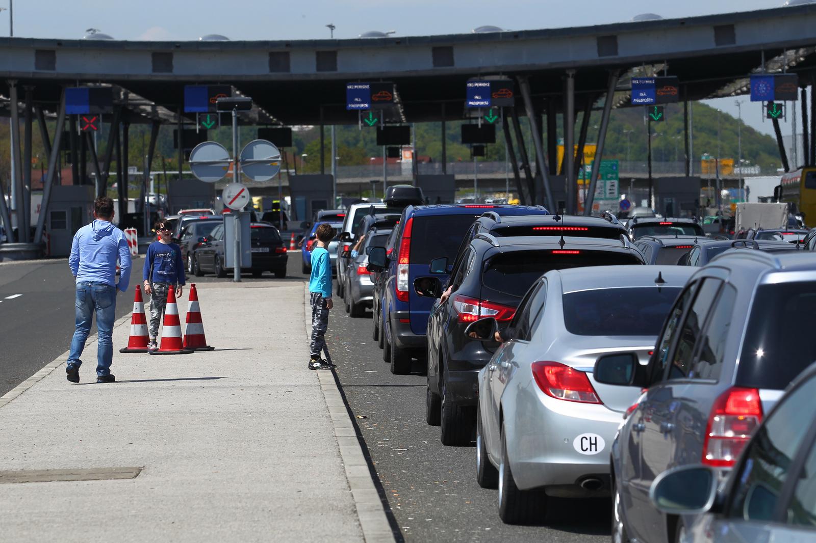 Bregana: Kolone na grani?nom prijelazu zbog sustavne grani?ne kontrole i poja?anog prometa