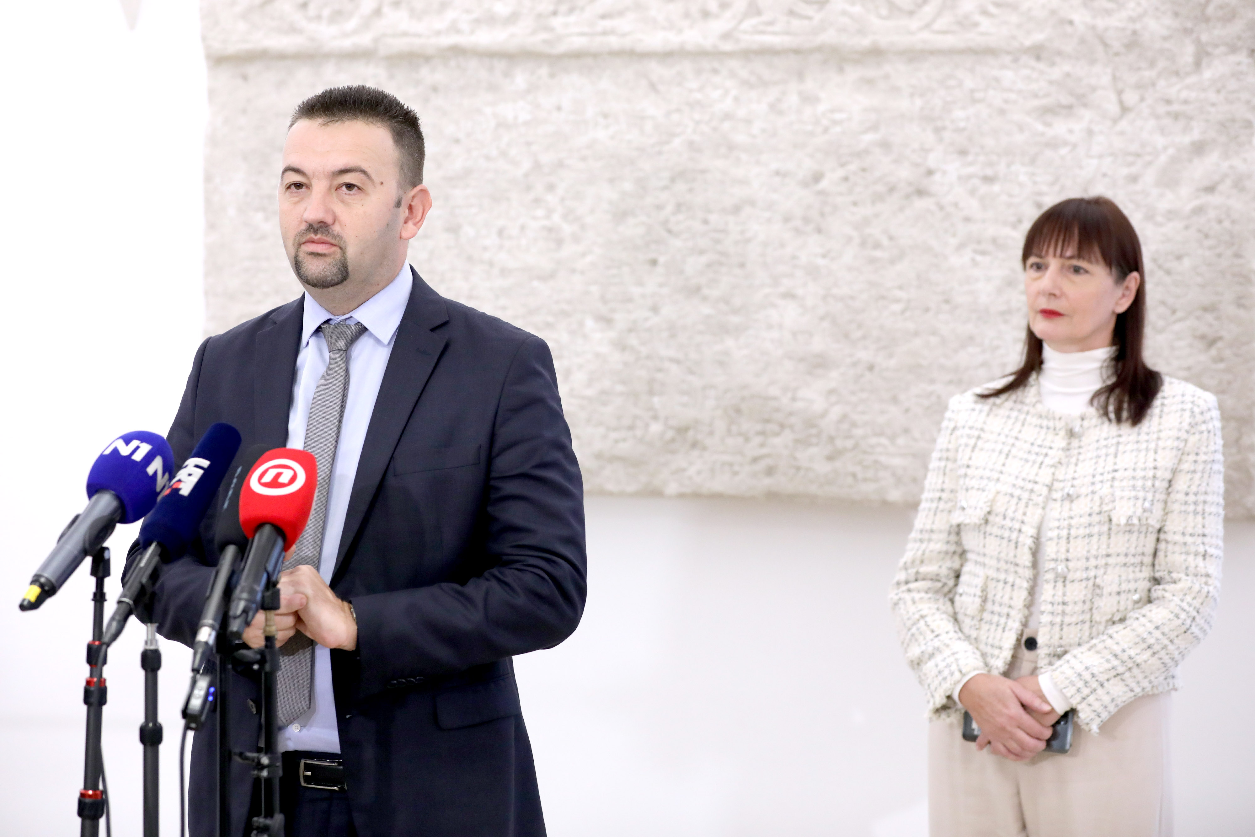 Zagreb: Hrvatski suverenisti o rebalansu proračuna i izbornom zakonu