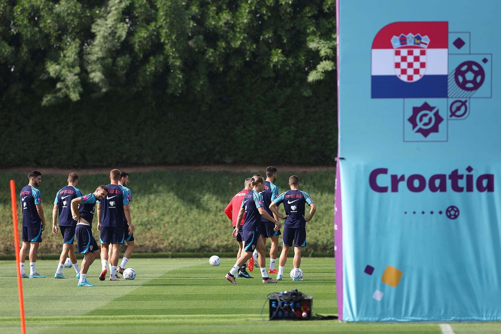 Kamp Hrvatske nogometne reprezentacije u trening kampu Al Ersal 3 u Dohi