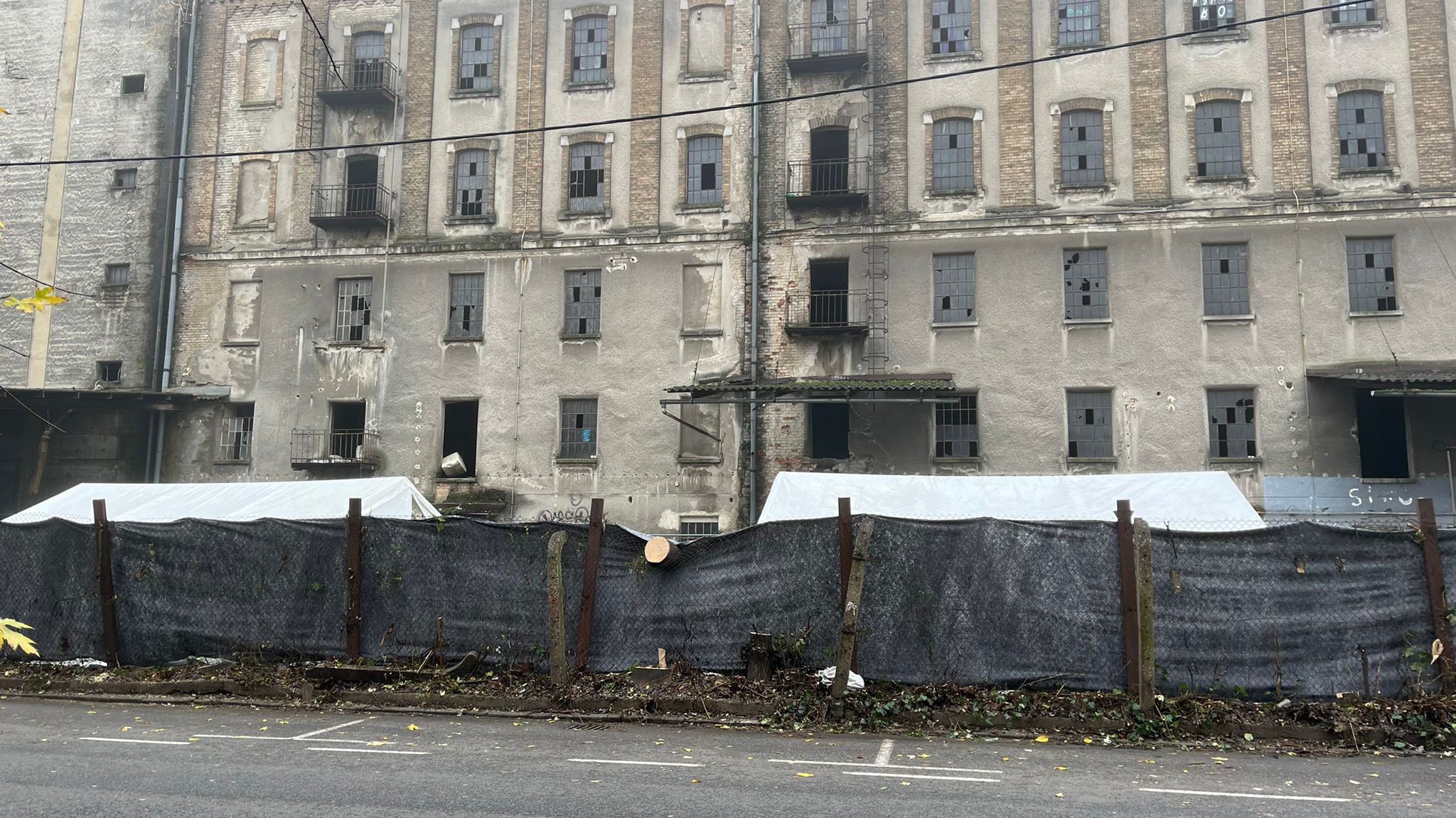 šator, migranti, paromlinska