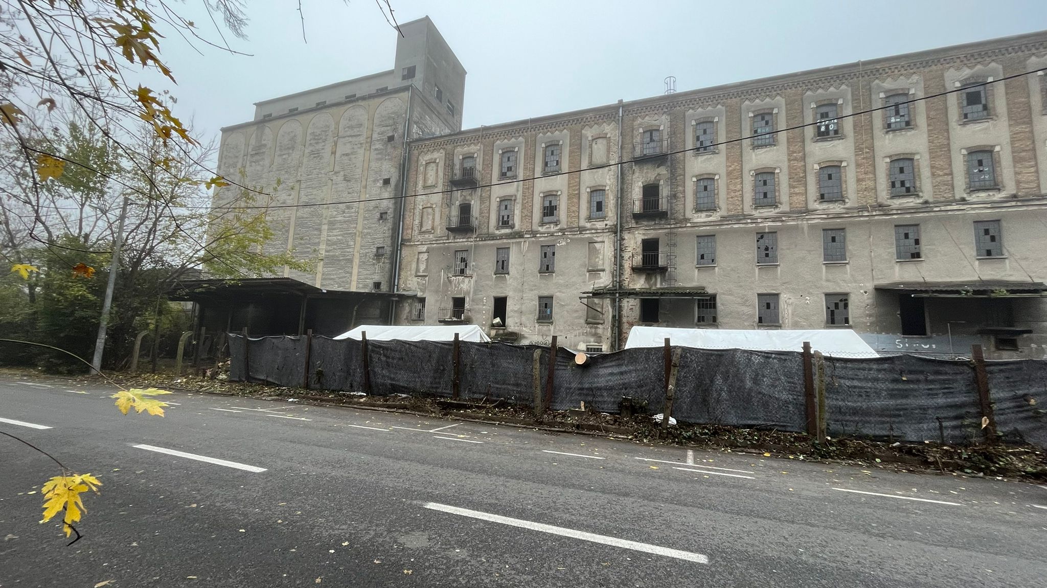 šator, migranti, paromlinska