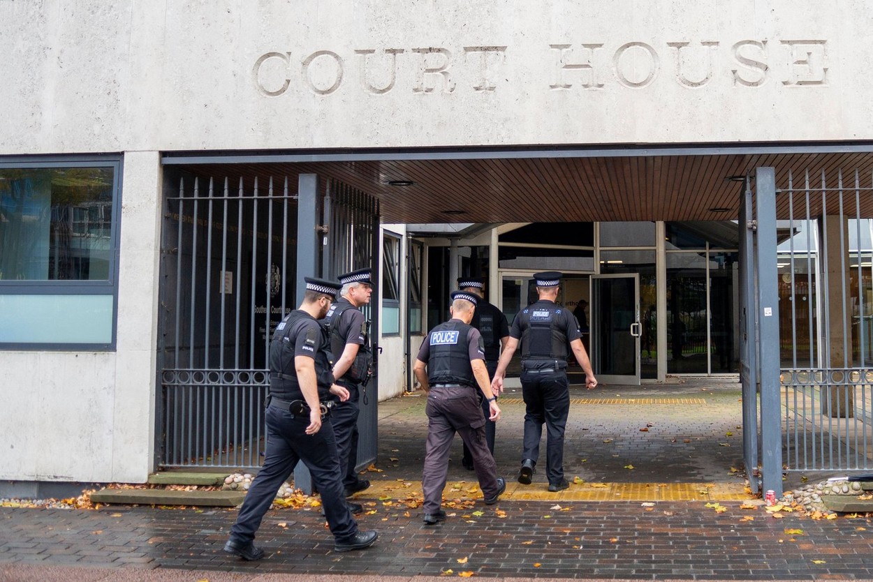 Court House, Victoria Avenue, Southend on Sea, Essex, UK. 20th Oct, 2022. The Just Stop Oil protesters that climbed the towers of the Queen Elizabeth II Bridge causing wide-spread traffic congestion have appeared in court at Southend. Morgan Trowland and