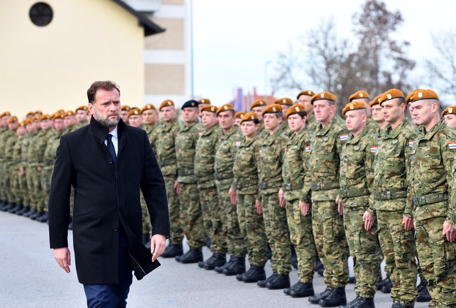 Varaždin: Ministar Banožić na ispraćaju 38. hrvatskog kontingenta u NATO operaciju u Republiku Kosovo