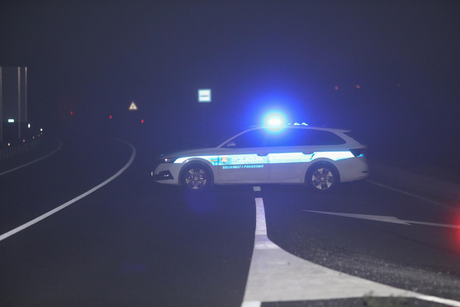 policija, policijski auto