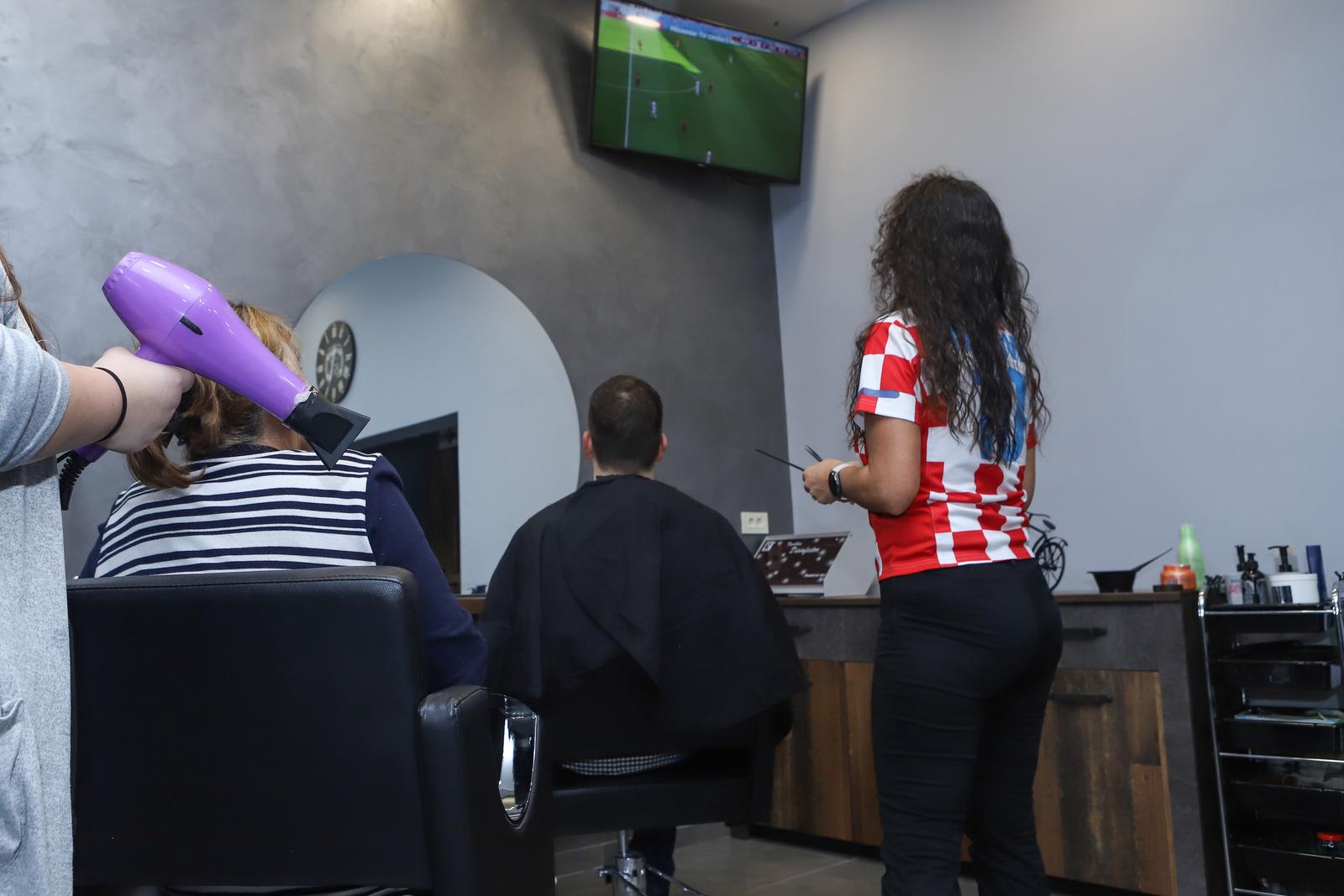 Osijek: Gledanje utakmice na radnom mjestu