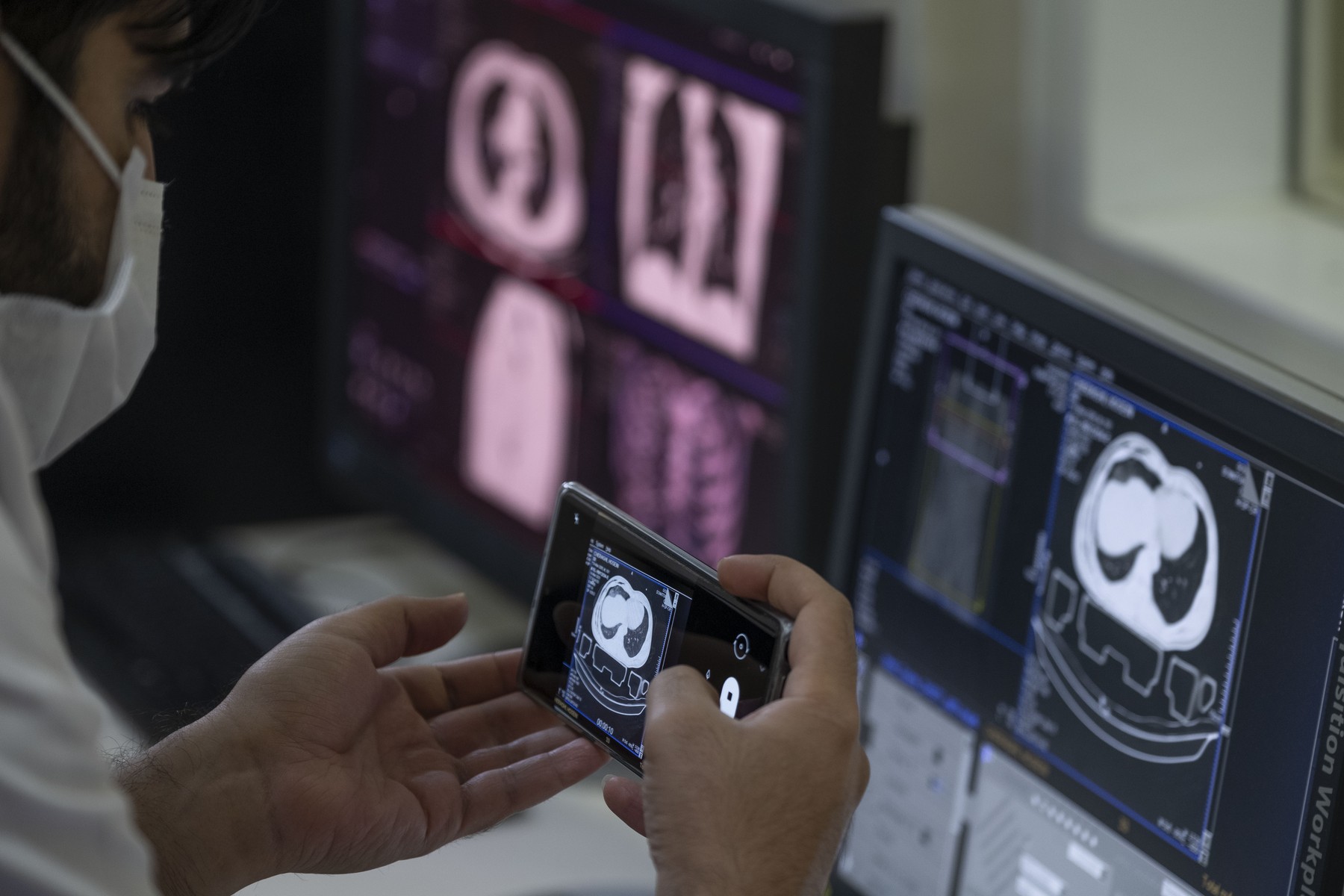 Life In A COVID-19 Ward In Golestan Hospital In The City Of Ahvaz, Iran - 14 Mar 2021