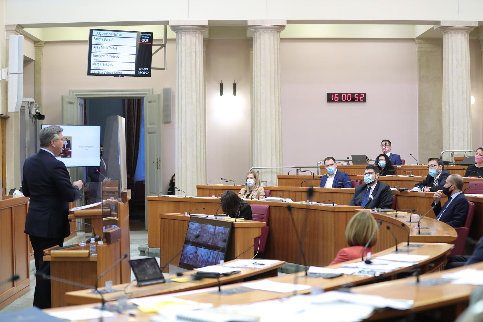 Zagreb: Saborska rasprava o povjerenju ministru gospodarstva Tomislavu Ćoriću