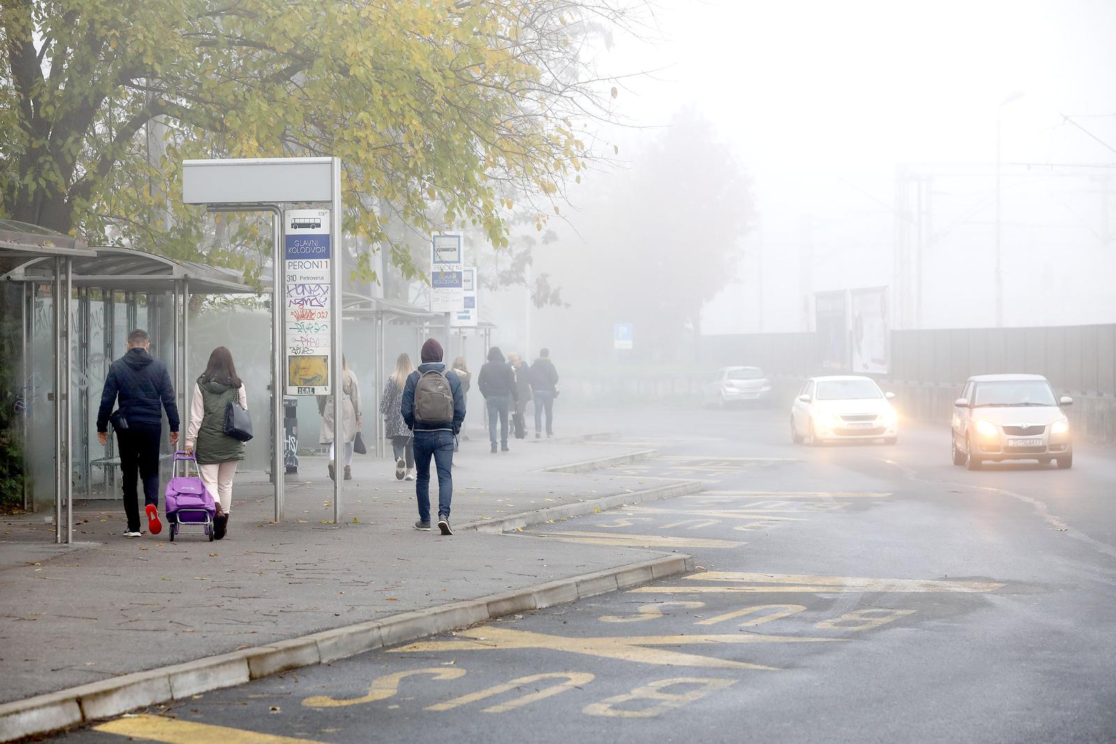 Zagreb: Još jedno maglovito jutro