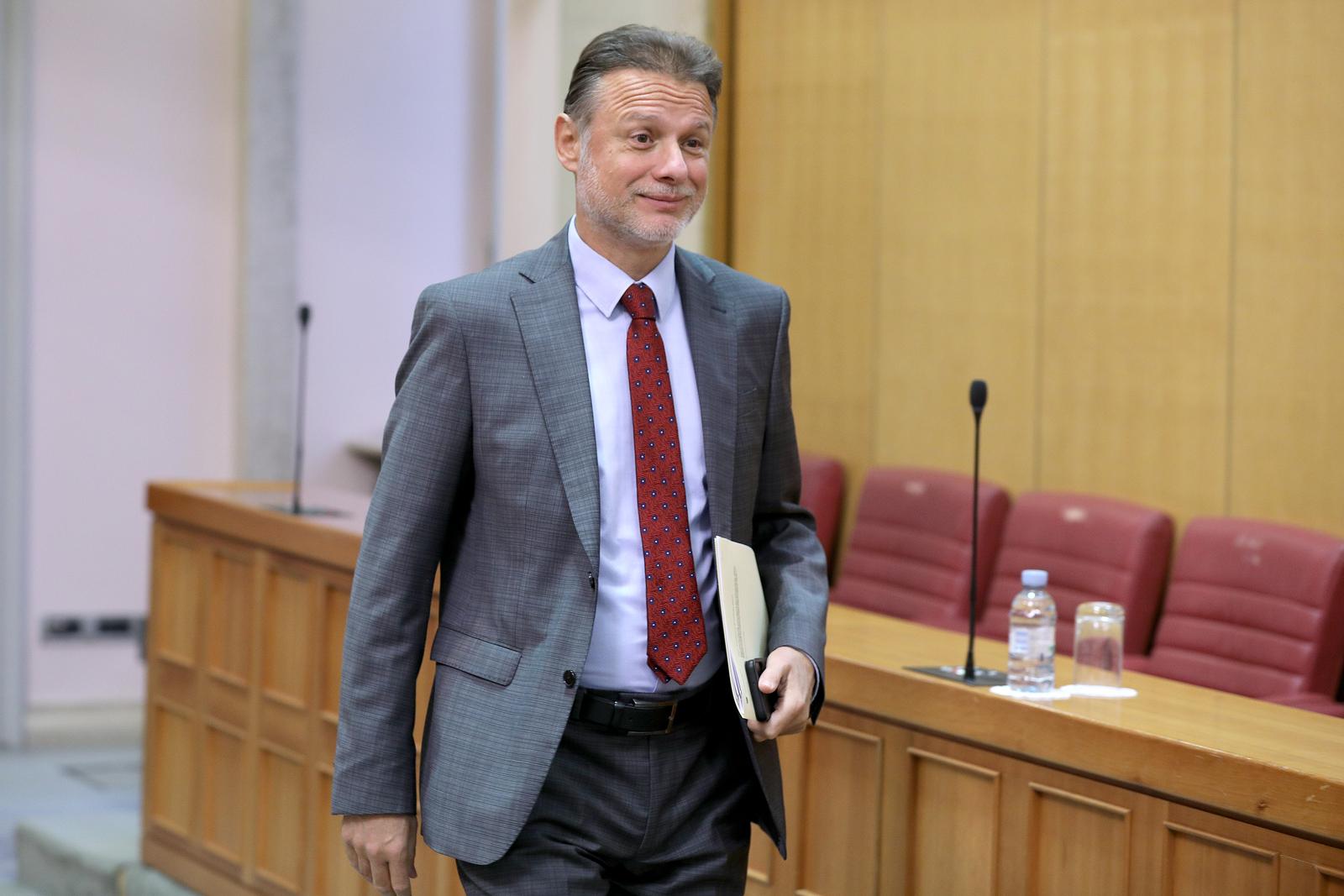 Zagreb: Zastupnike očekuje 15 sati rasprave o amandmanima na proračun