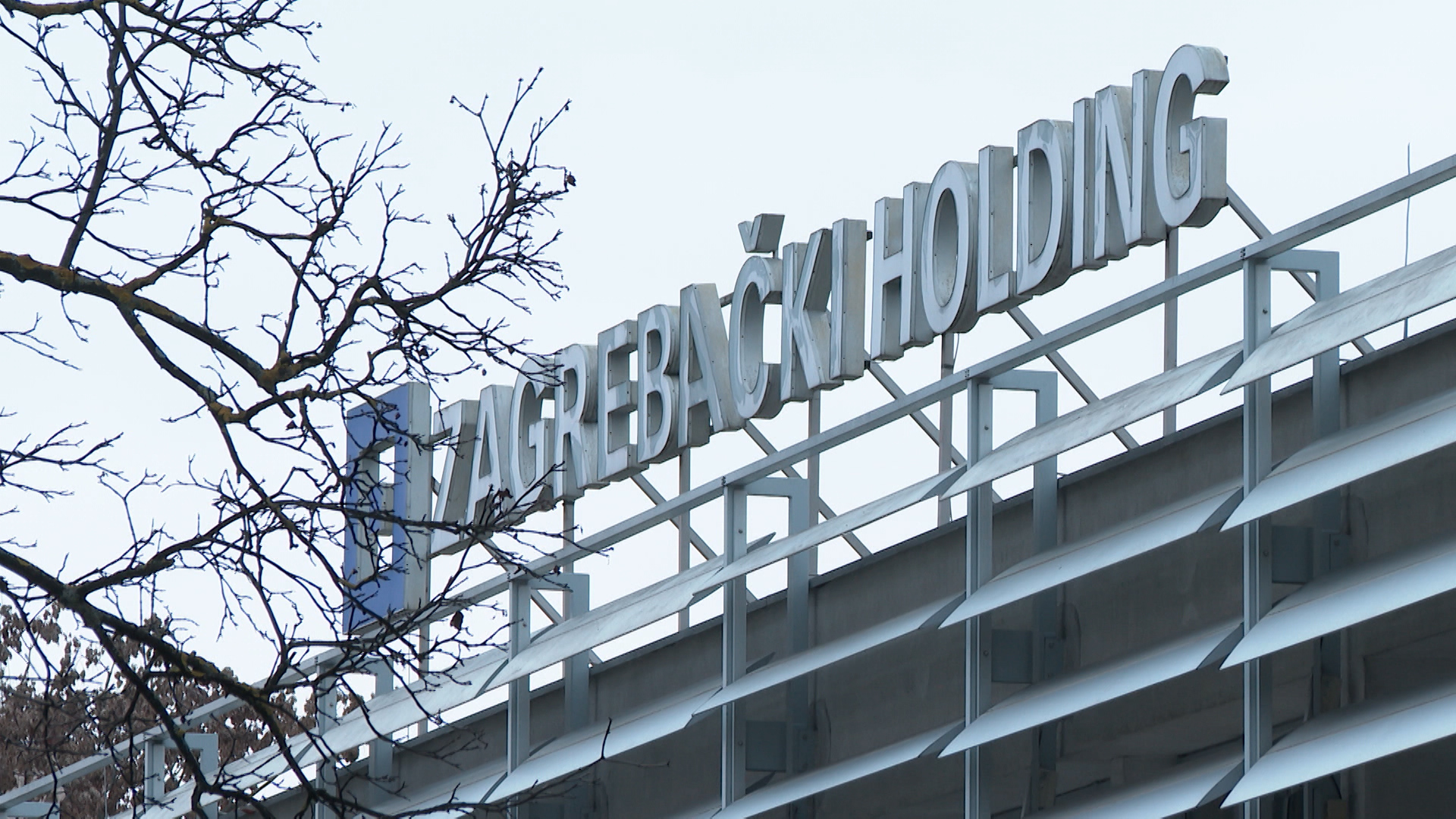 ZG VODA POSKUPLJUJE Holding