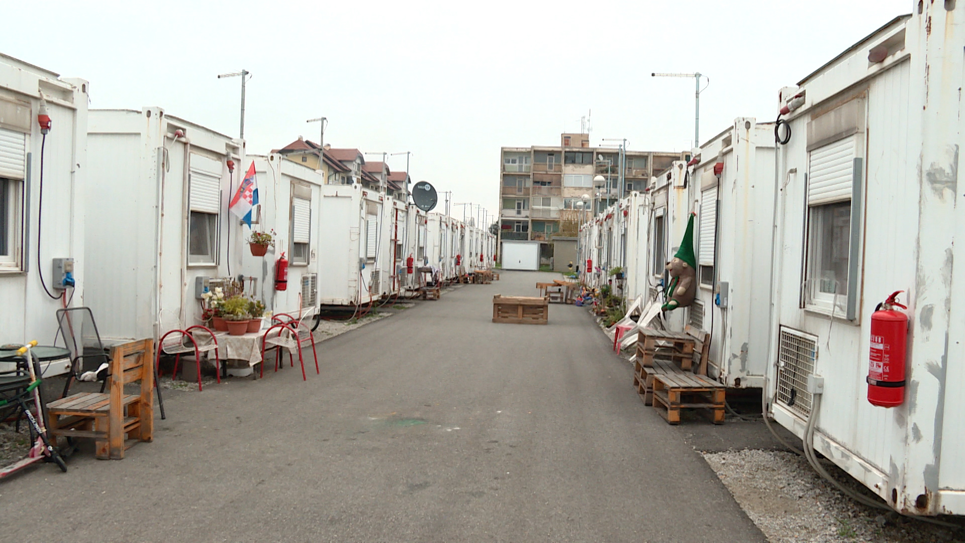 kontejnersko naselje, obnova