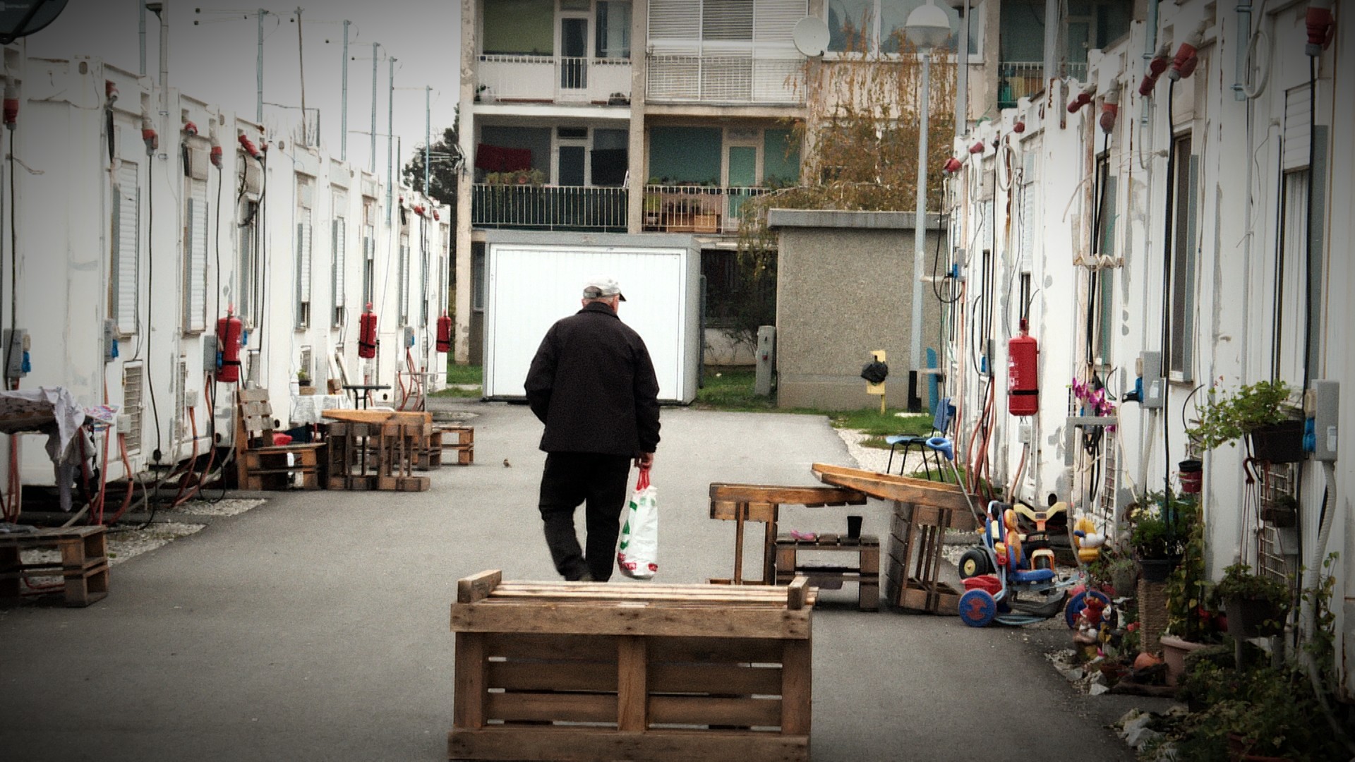 kontejnersko naselje, obnova, banovina