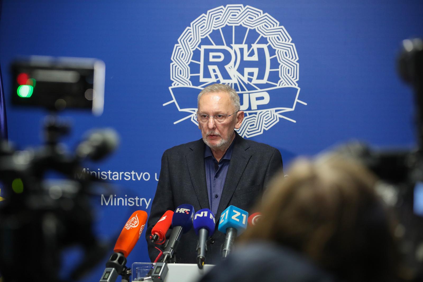 Ministar unutarnjih poslova Davor Božinović obratio se javnosti na temu ulaska u Schengen