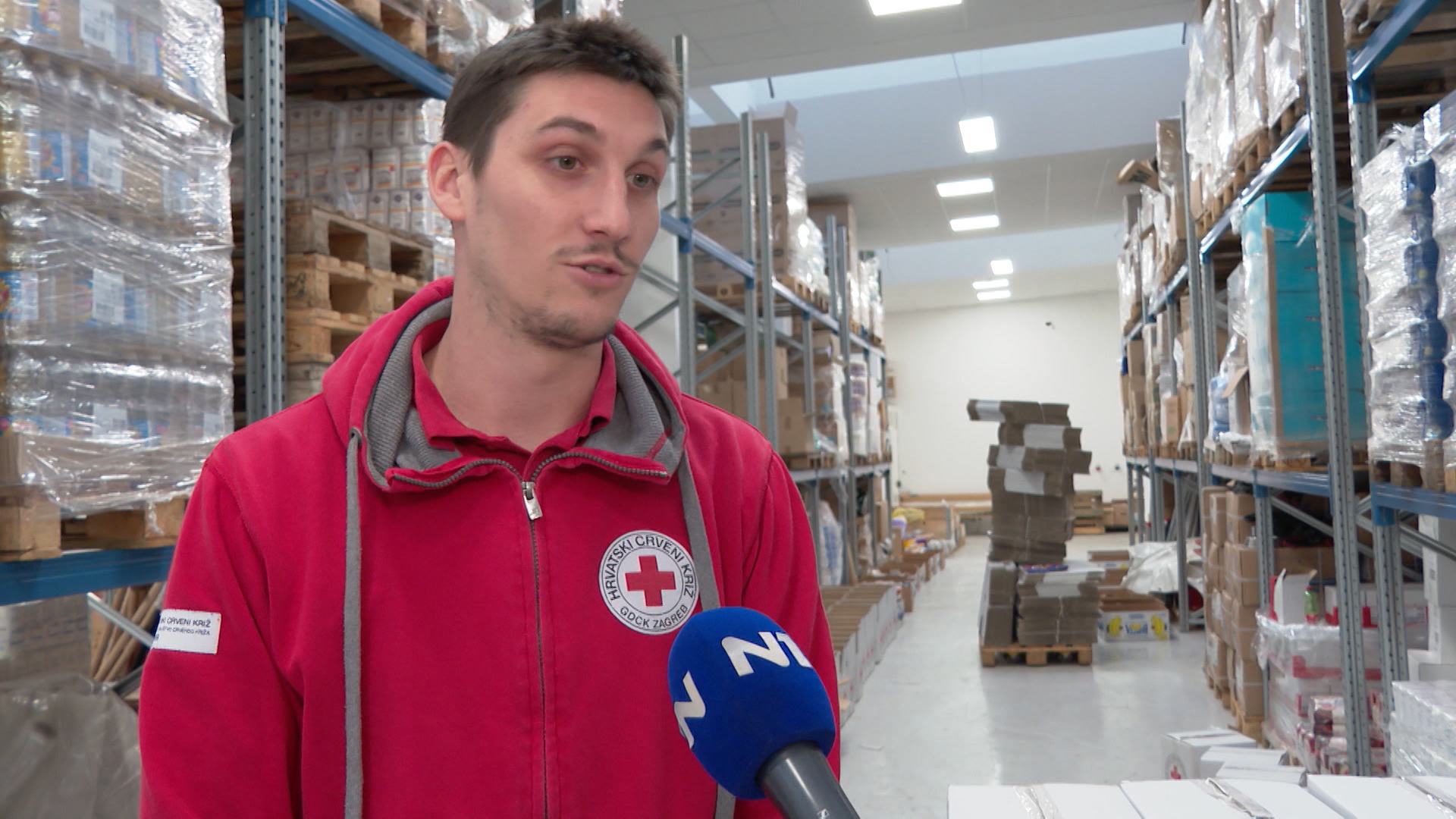 volonter crveni križ