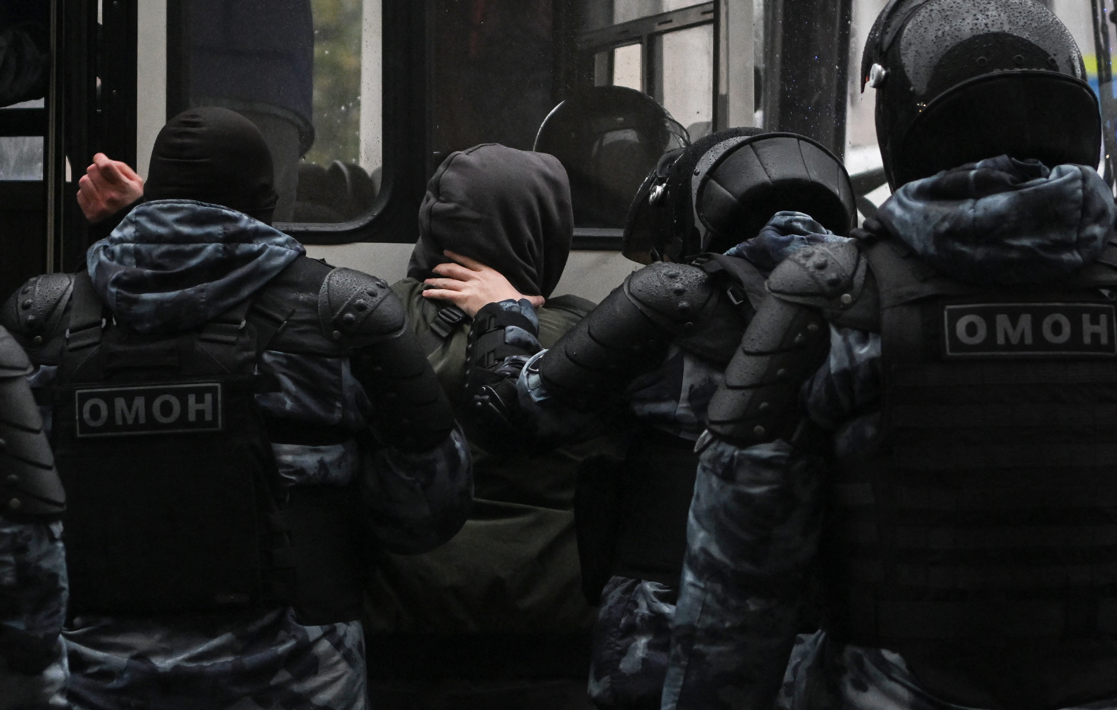 ruska policija, protesti