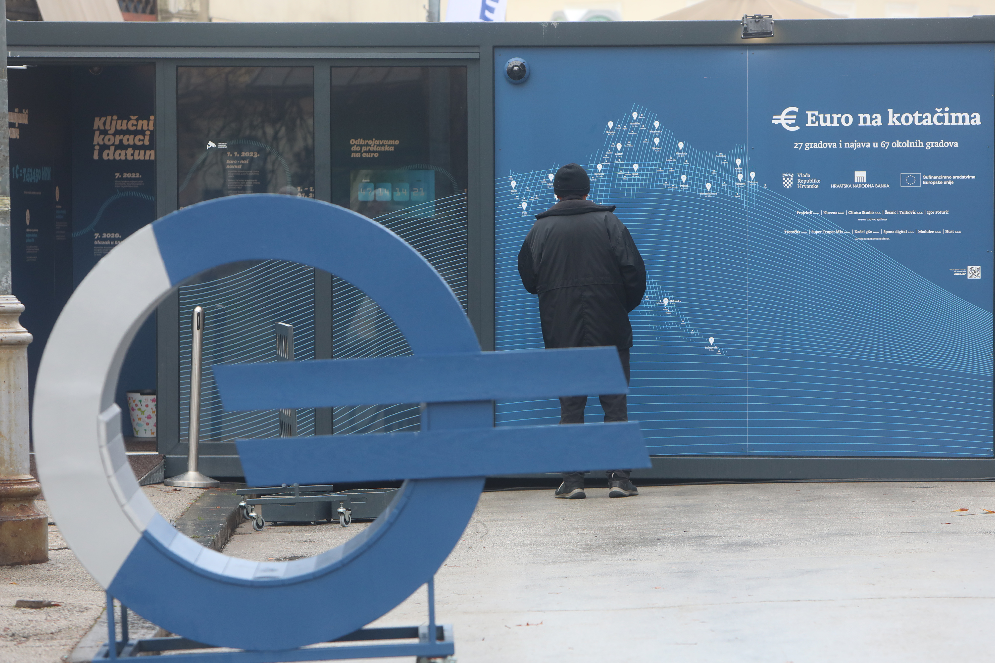 Putuju?a izloba Euro na kota?ima stigla je u Karlovac