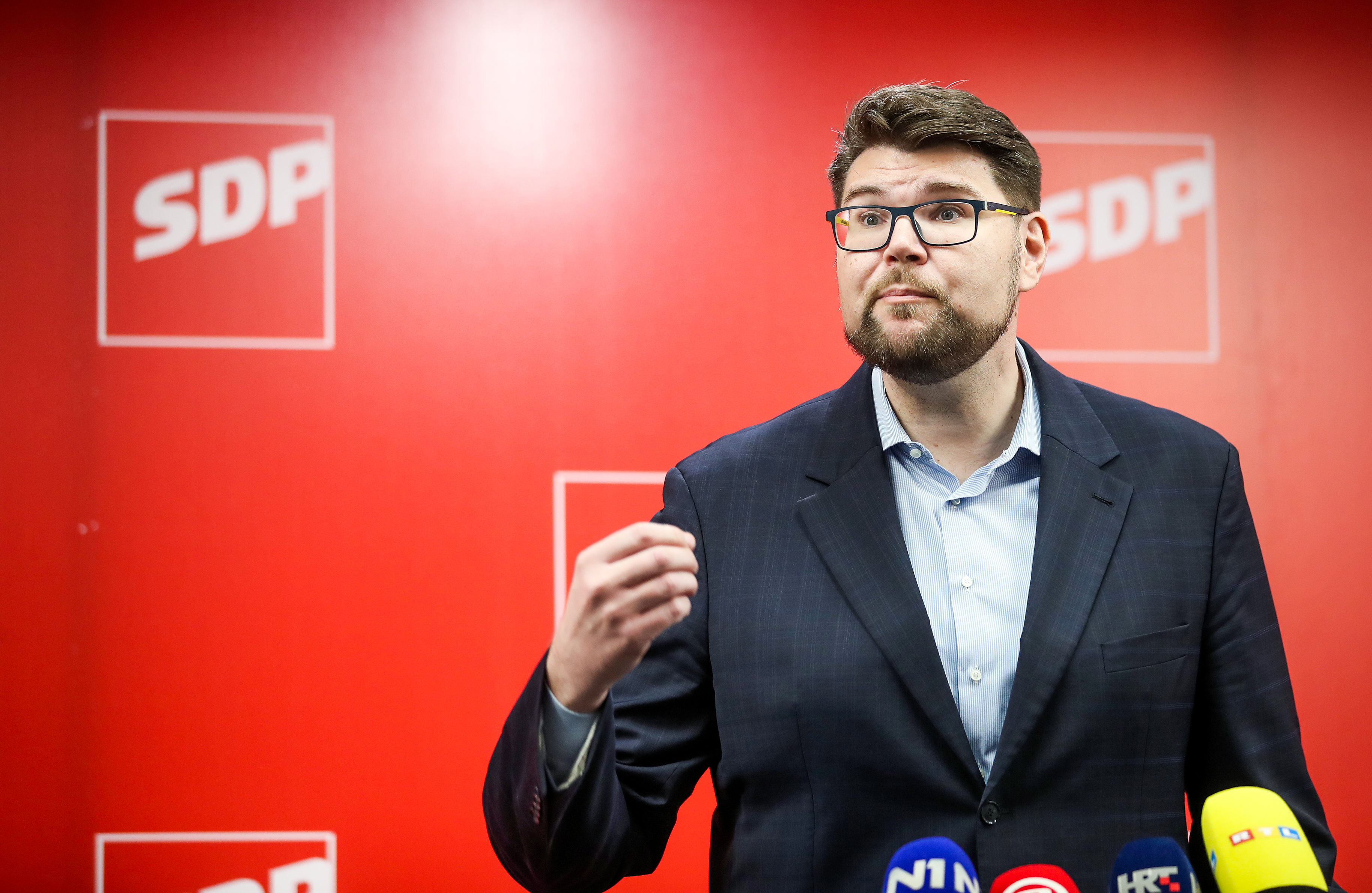 Zagreb: Predsjednik SDP-a, Peđa Grbin, održao konferenciju za medije