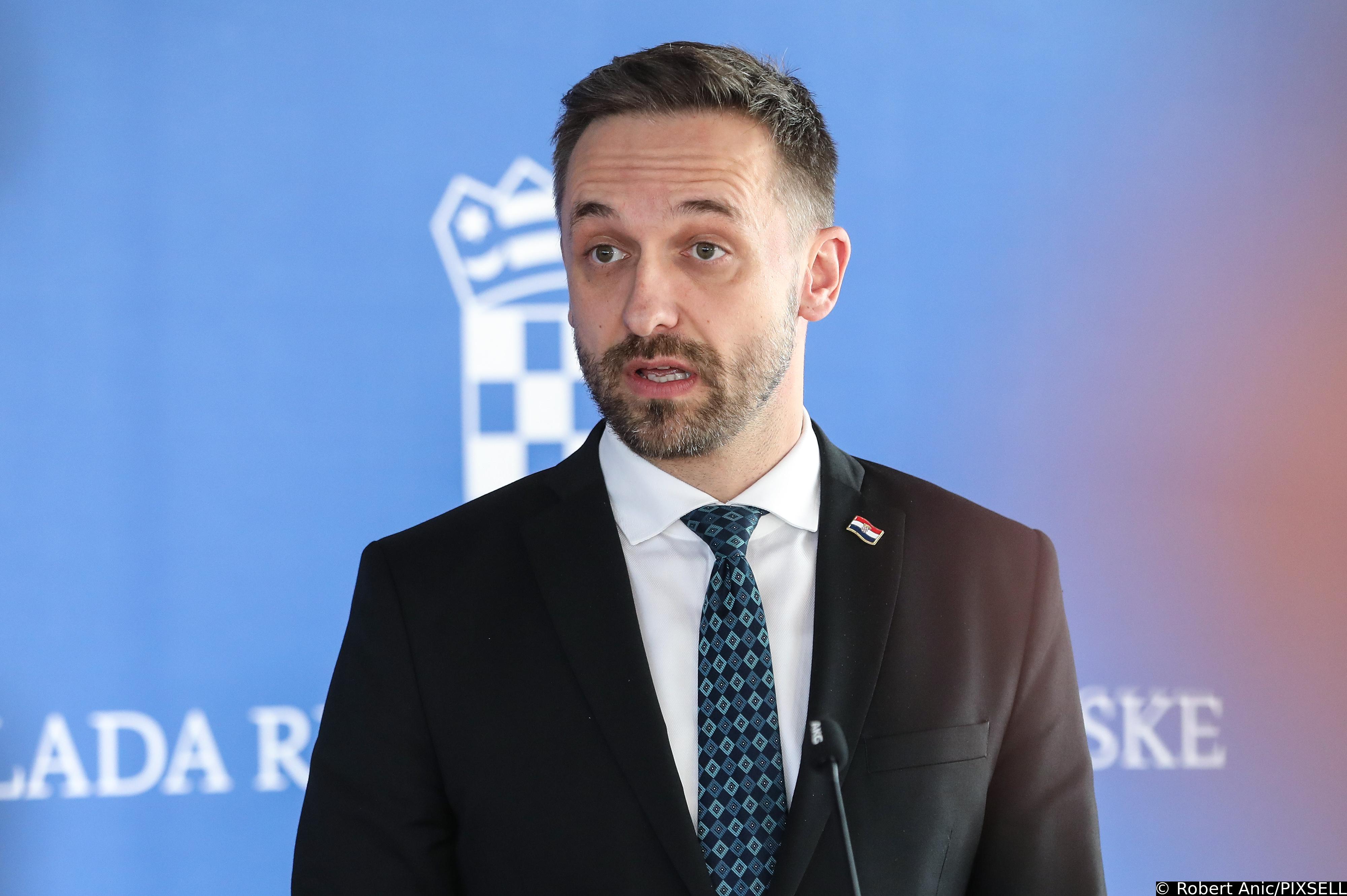 Zagreb:  Ministar Marin Pileti? dao izjavu za medije