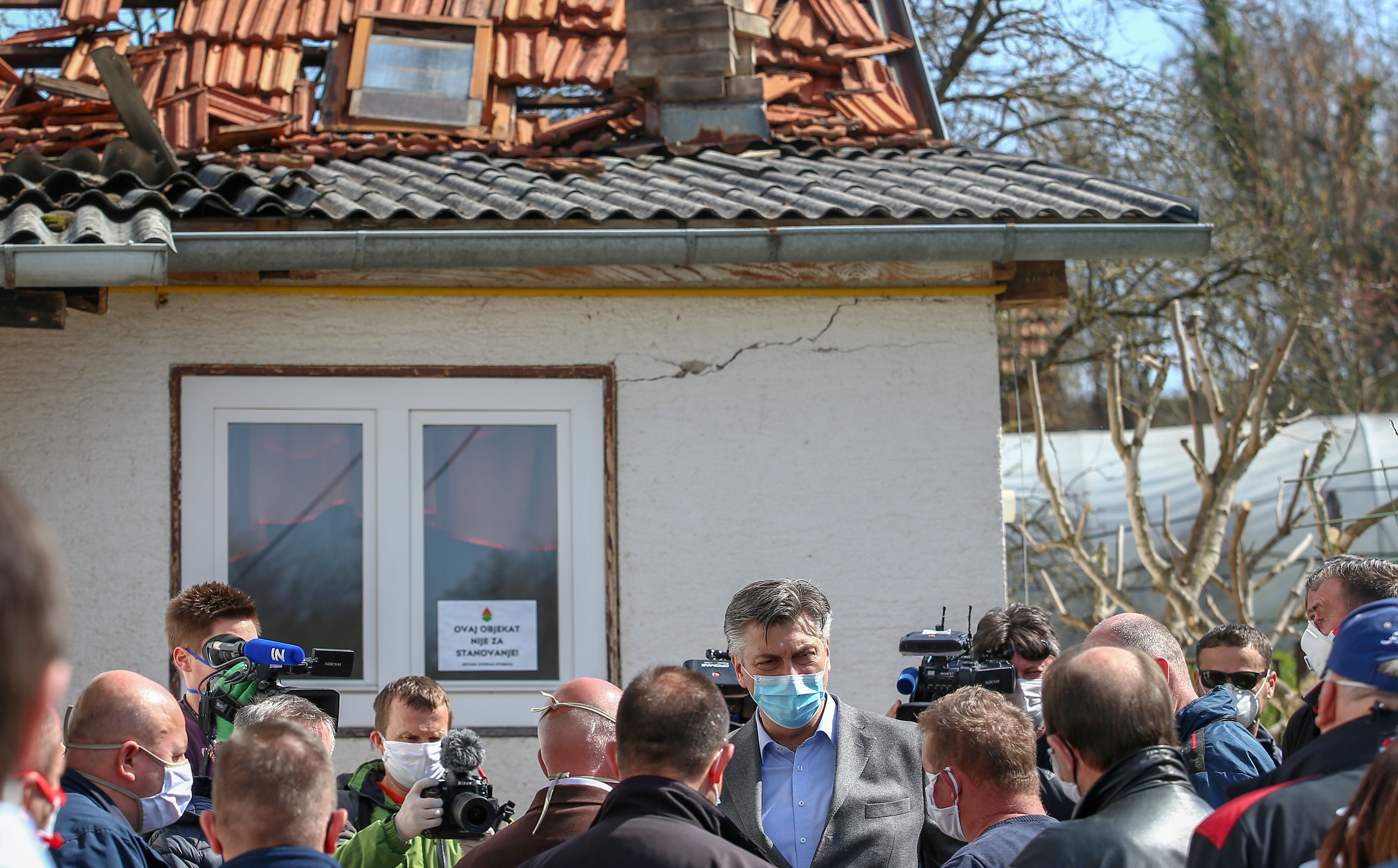 Andrej Plenković obišao Krapinsko Zagorsku županiju koja je bila pogođena potresom