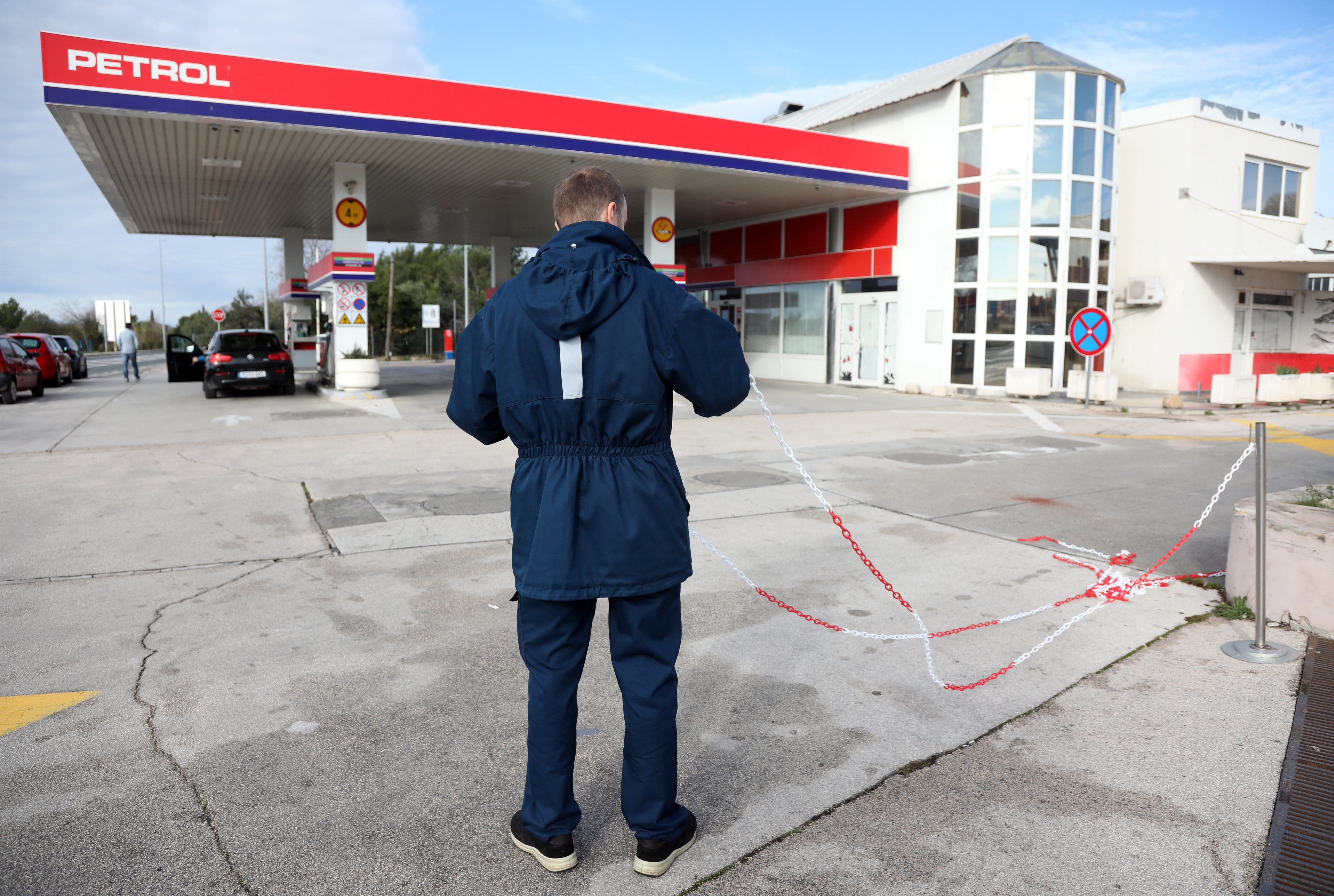 Šibenik: Petrol u znak prosvjeda zatvara prodajna mjesta između 12 i 13 sati