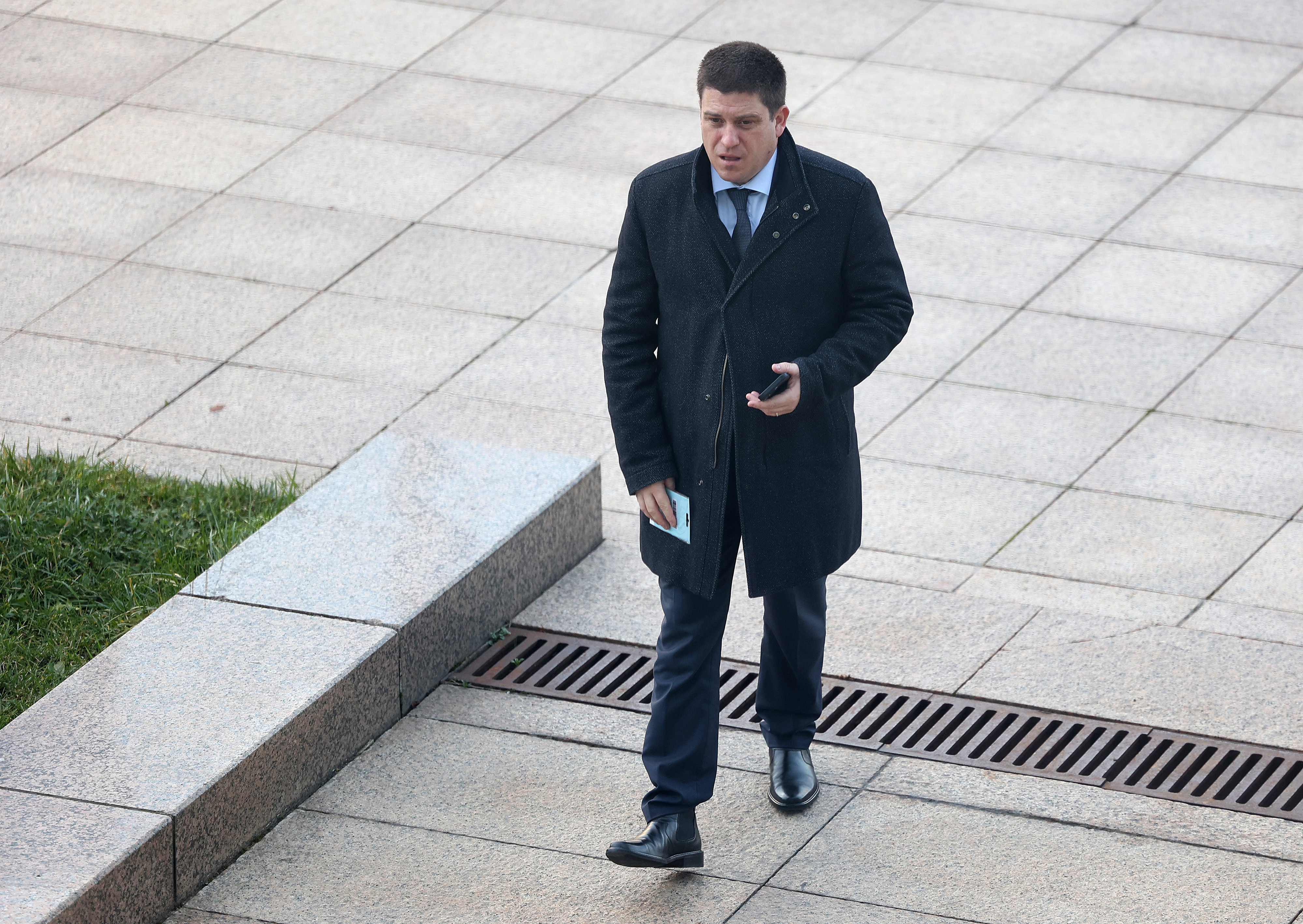 Zagreb: Dolazak na sjednicu Nacionalnog vijeća za uvođenje eura kao službene valute u RH