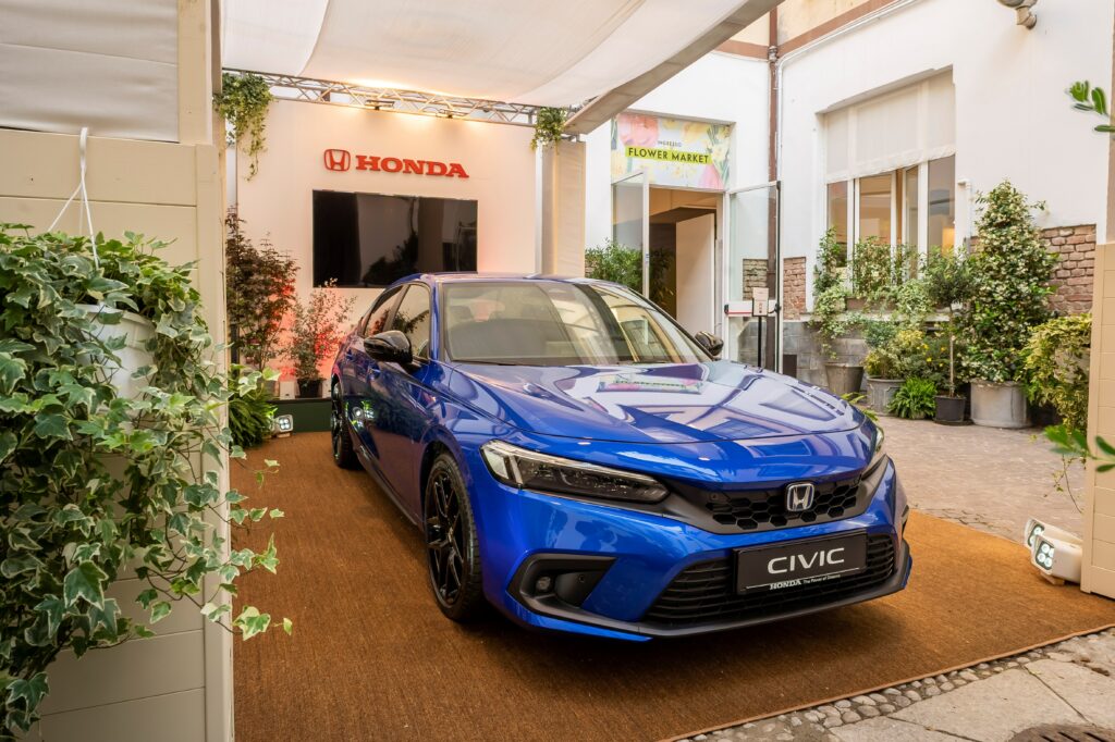 1672934265-372394_ALL-NEW_HONDA_CIVIC_TAKES_CENTRE_STAGE_AT_MILAN_DESIGN_WEEK-1024x682.jpg