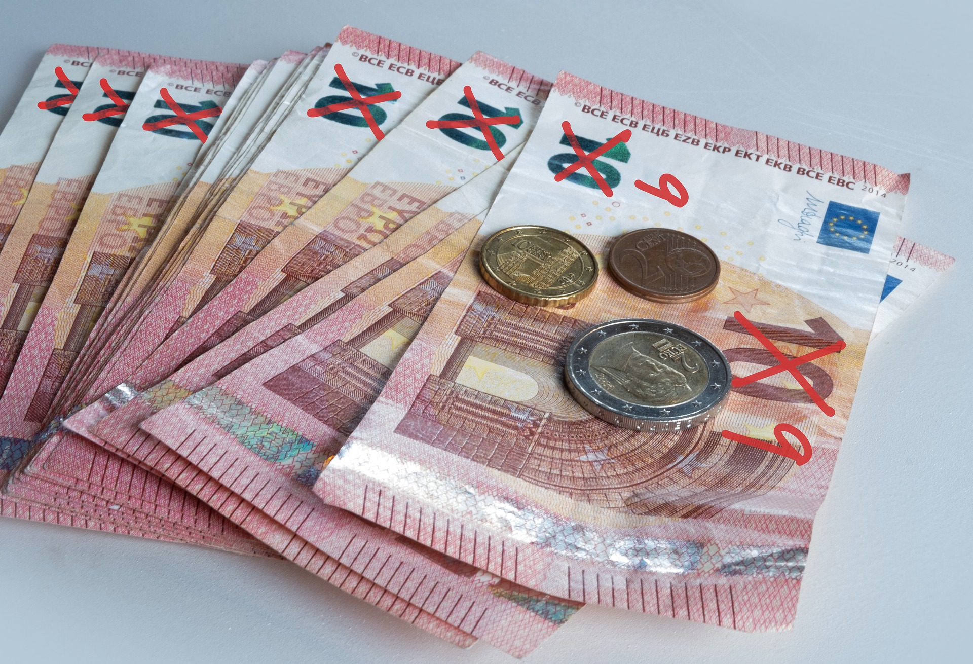 inflation, inflacija, pad vrijednosti, gubitak, novac, euri, euro, poskupljenja,