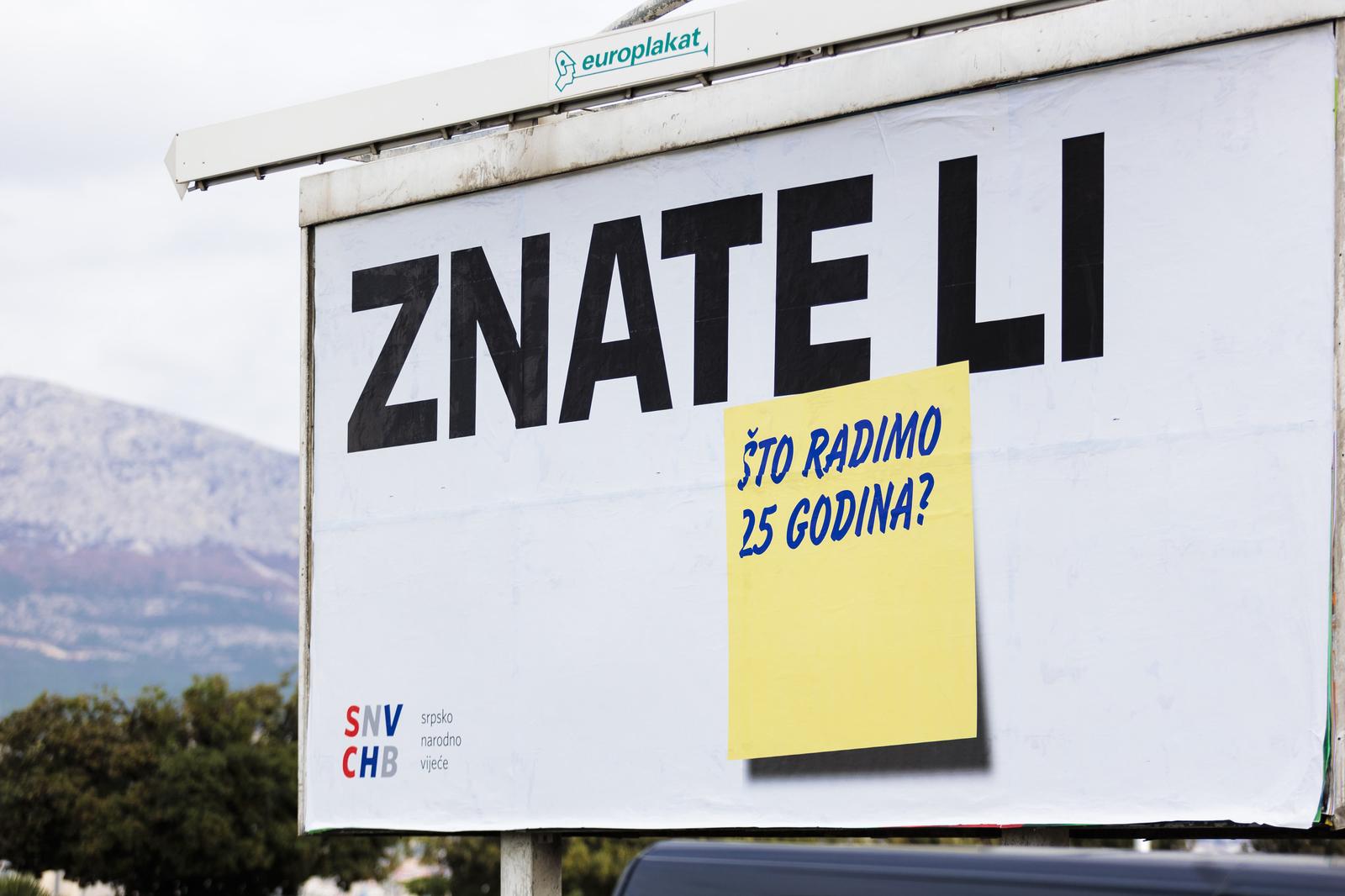 Split: Plakat Srpskog Narodnog vijeća u ulici Domovinskog rata
