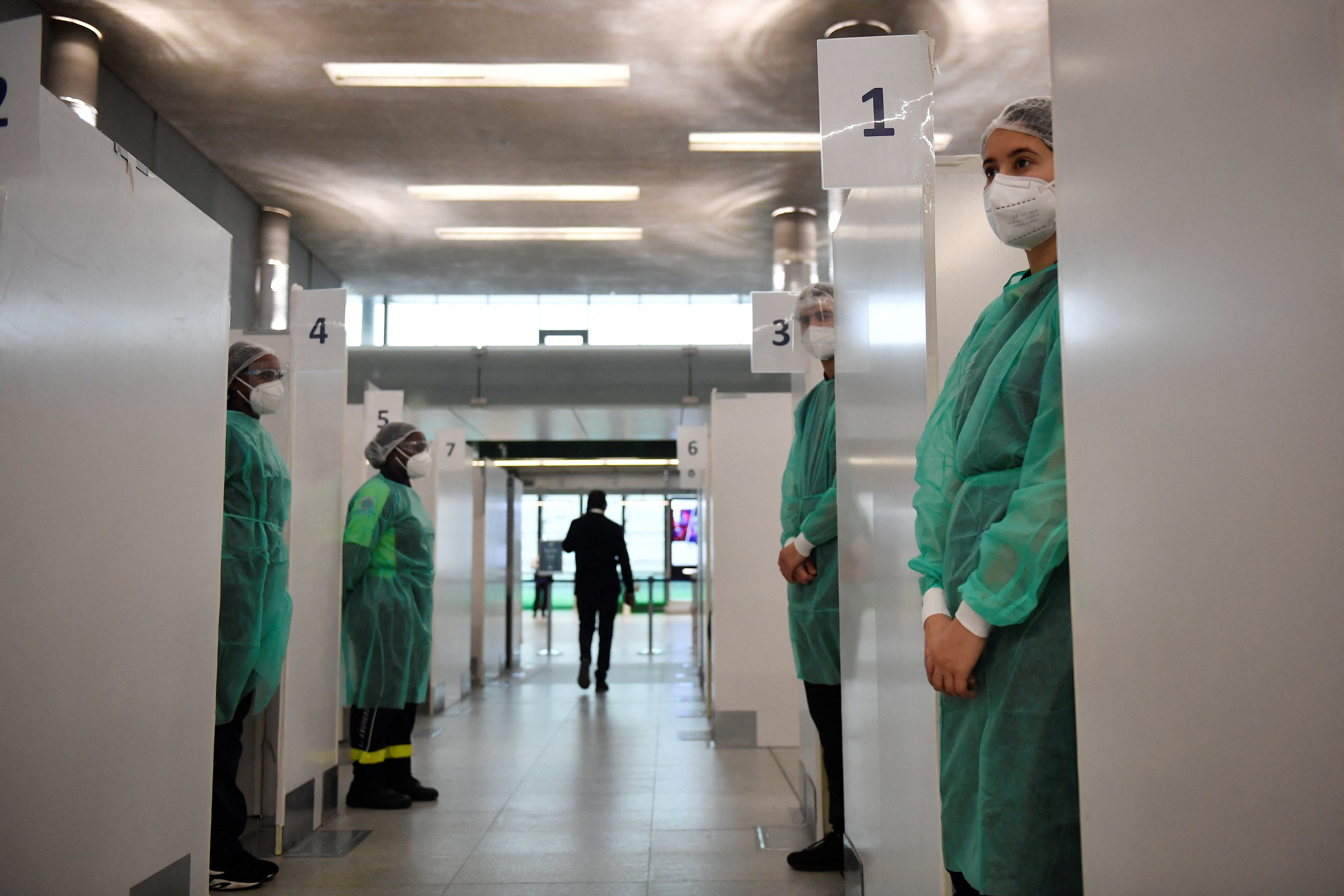 FRANCE-CHINA-HEALTH-VIRUS