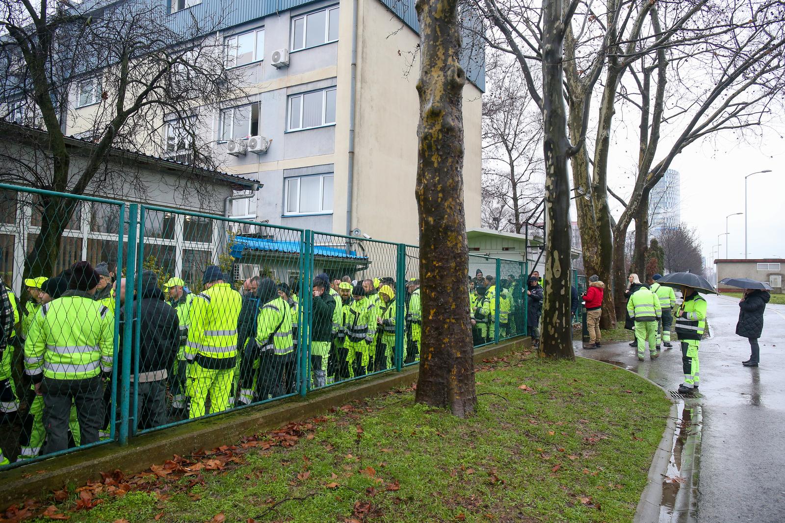 Radnici zagrebačke Čistoće nastavljaju štrajk